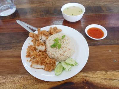 ร้านข้าวมันไก่ฟิวชั่น ตลาดเจ้าพรหม อยุธยา ชวนชิมร้านดังใกล้กรุงเทพ