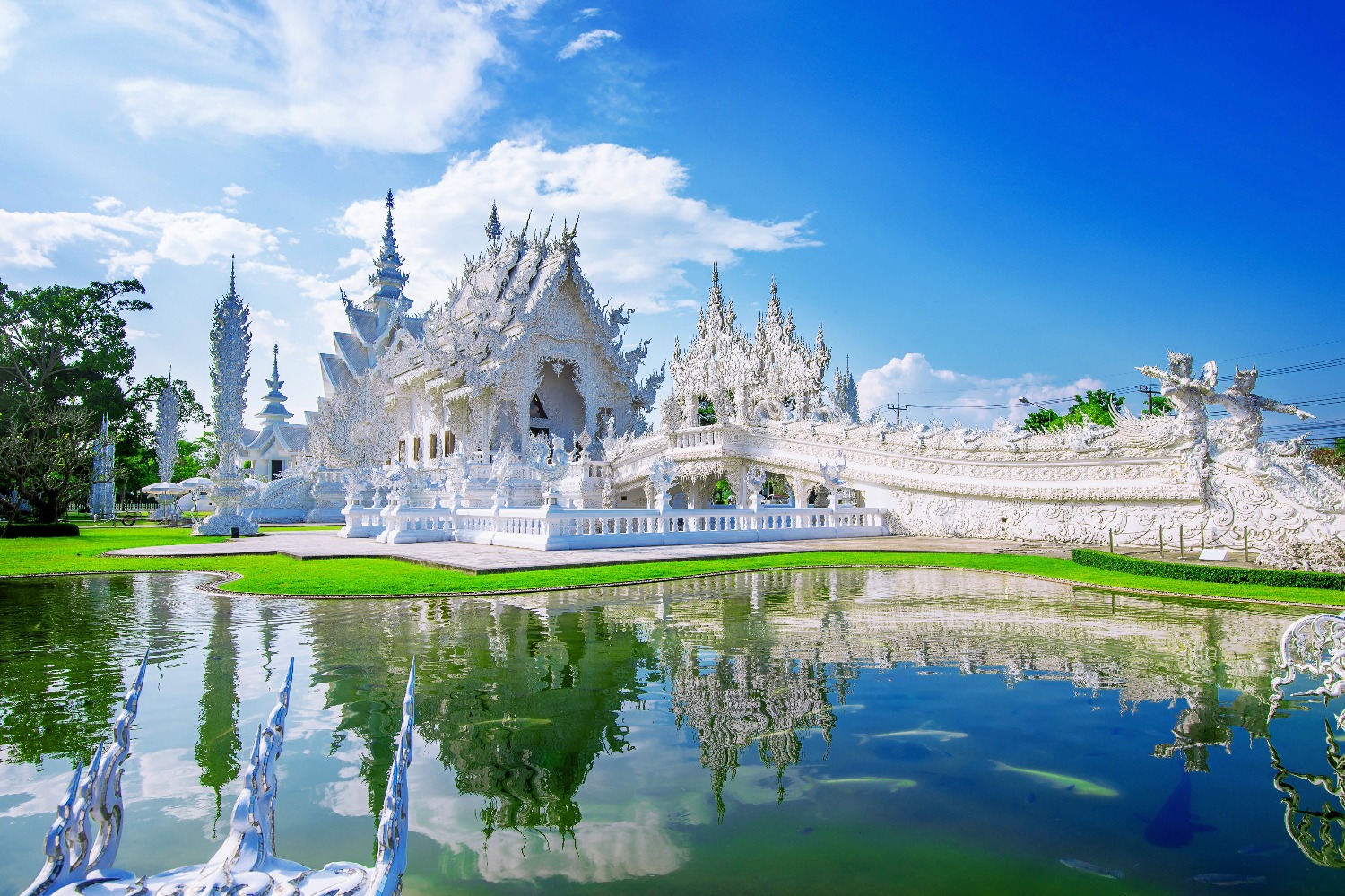 wat-rong-khun-temple-white-temple-chiang-rai-thailand.jpg