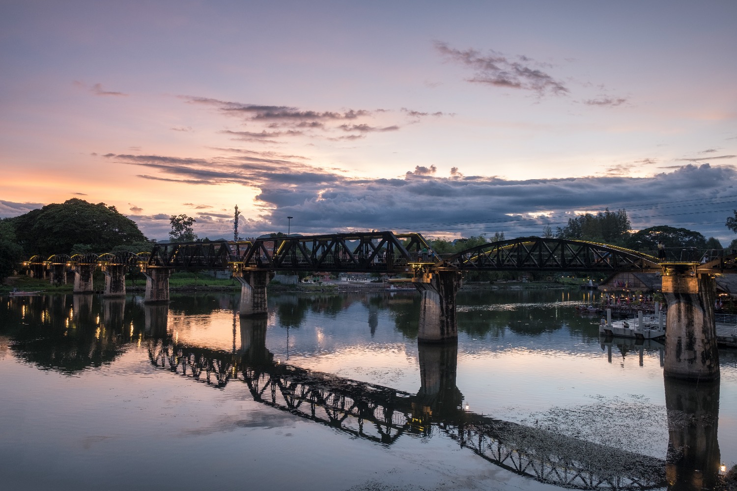train-into-railway-bridge-kanchanaburi.jpg