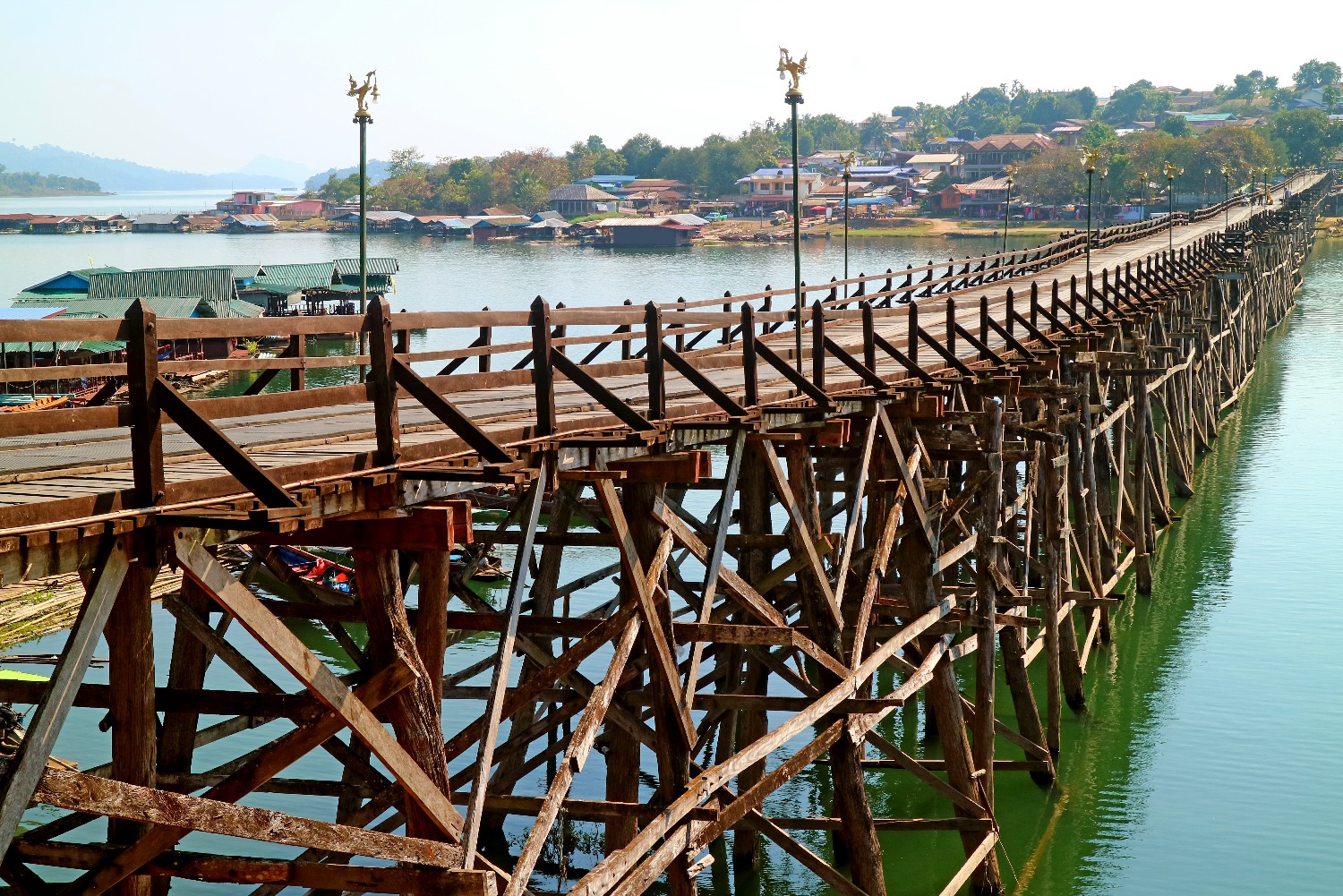 447-metrelong-mon-bridge-longest-handmade-wooden-bridge-thailand-sangkhlaburi-di.jpg