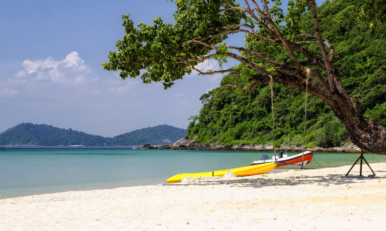 beach-sea-ao-phrao-koh-samet-rayong-thailand-white-sand-beach-mountain.jpg