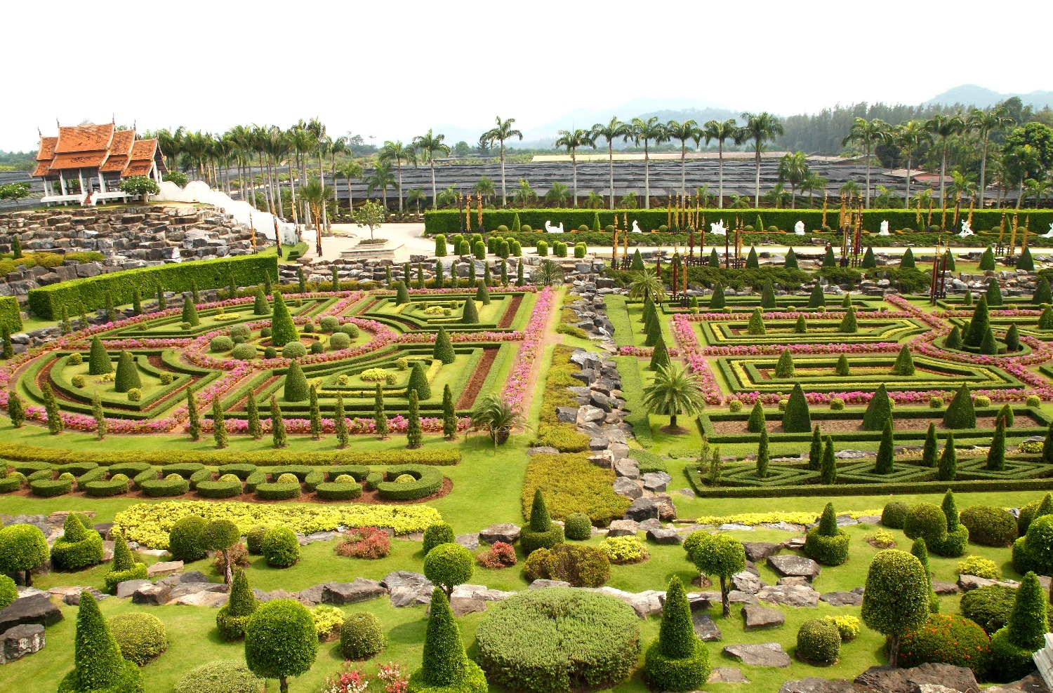 nongnooch-tropical-botanical-garden-pattaya-thailand.jpg