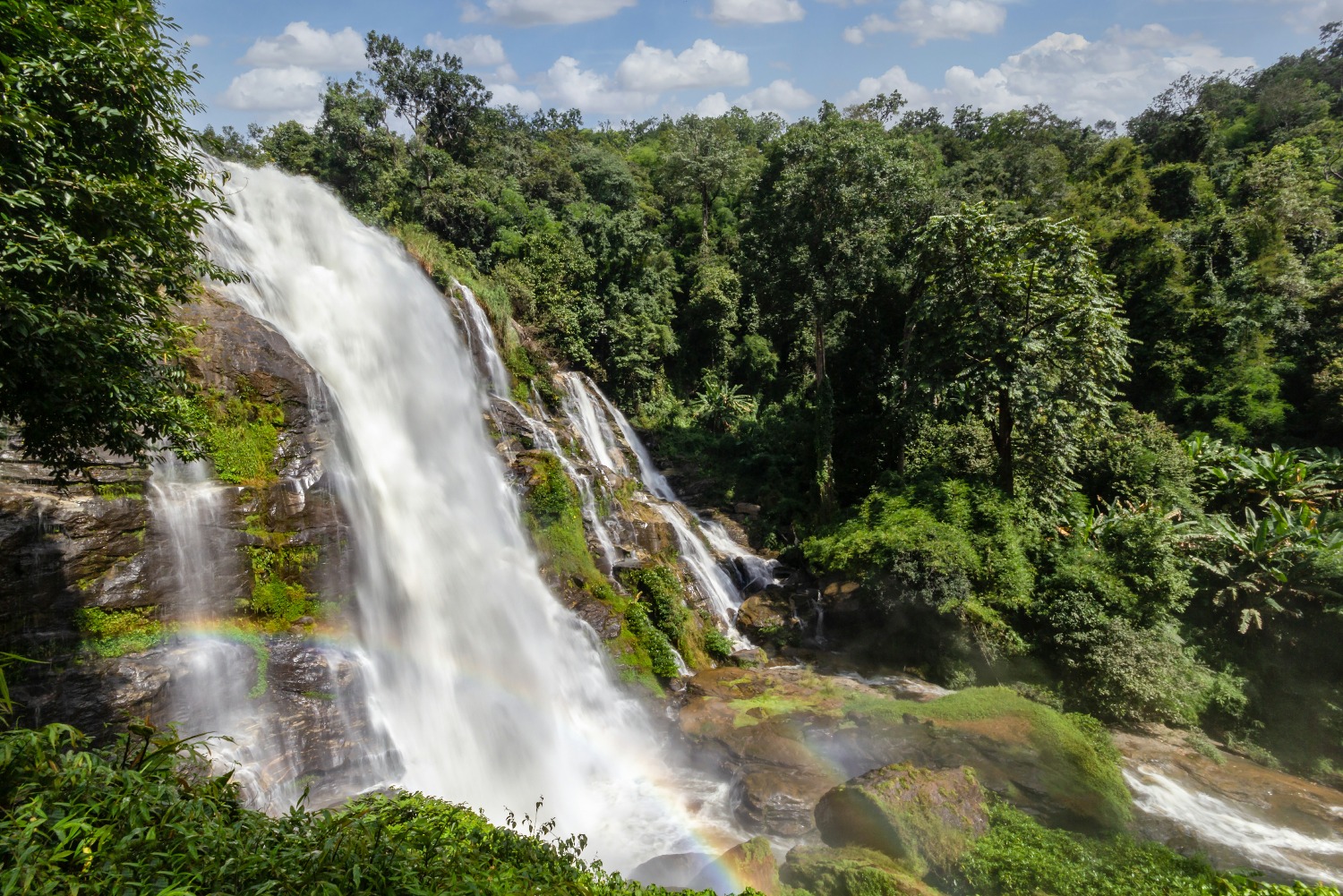wachirathan-waterfall-is-one-famous-waterfall-up-doi-inthanon-national-park-chia.jpg