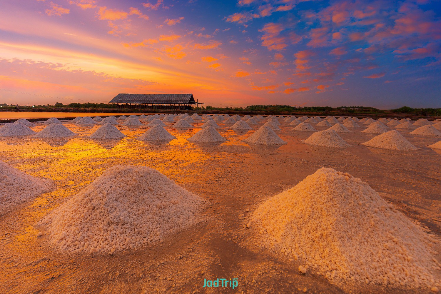 sunset-salt-farming-naklua-coastal-phetchaburi-provinces-thailand-landscape.jpg
