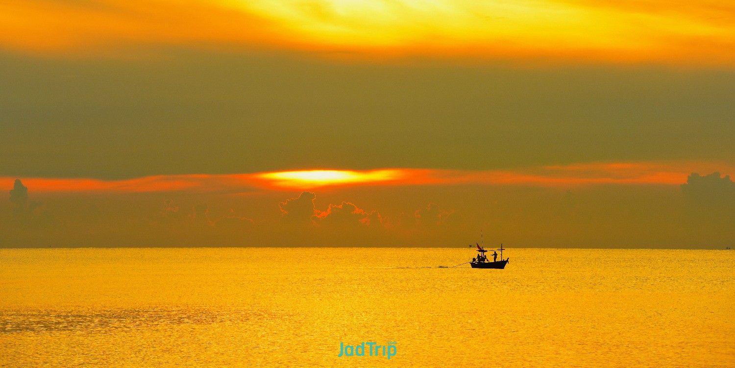 sunset-bang-kao-village-cha-am-beach-near-huahin-beach-thailand.jpg