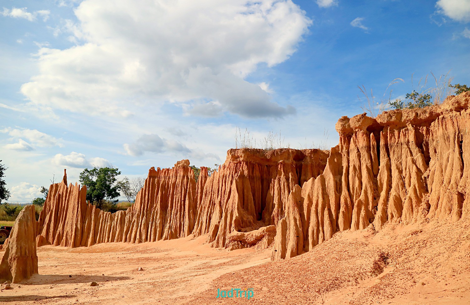 amazing-thailands-canyon-called-lalu-ta-phraya-national-park-sa-kaeo-province-ea.jpg