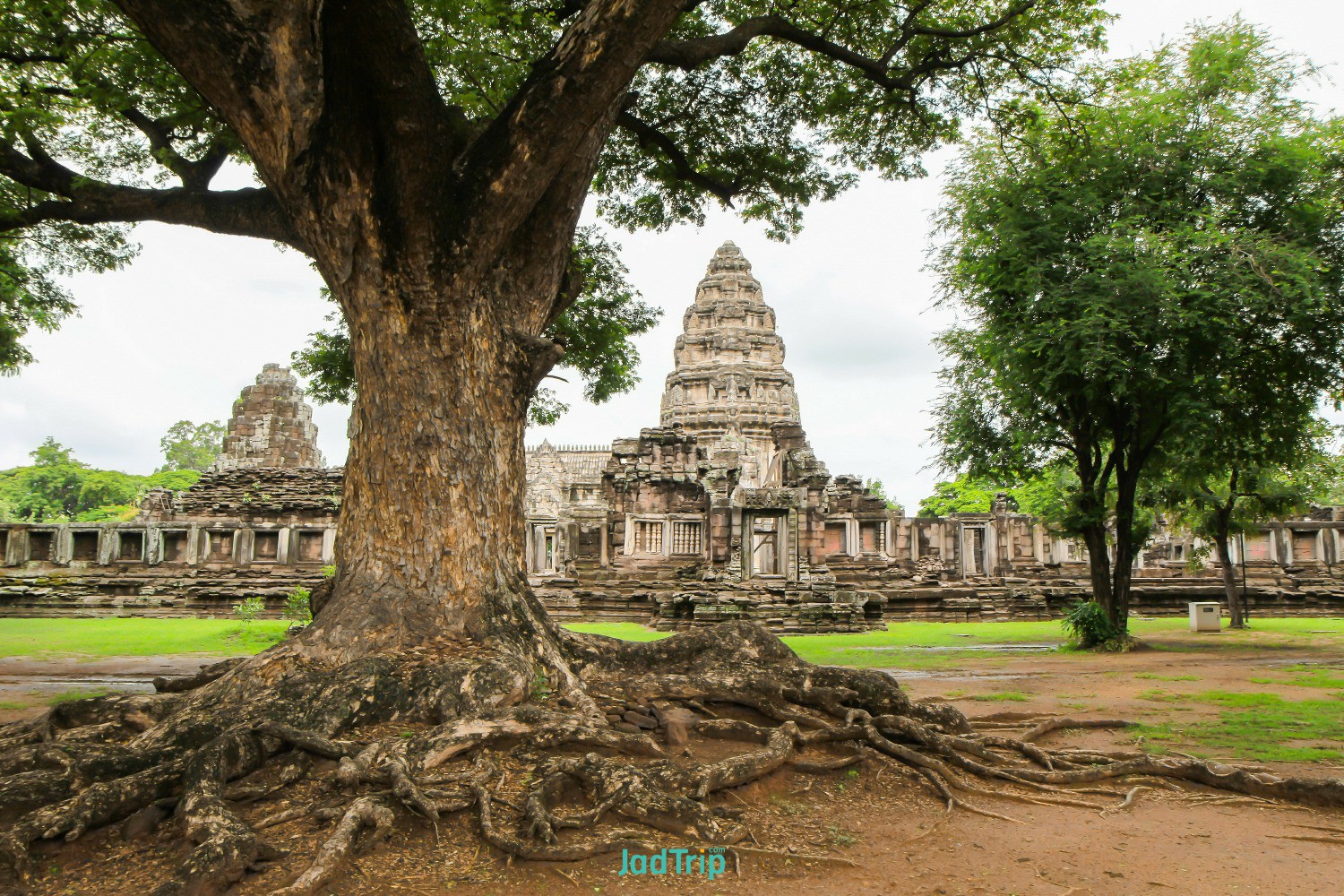 view-historic-prasat-hin-phimai-castle-nakhon-ratchasima-province (3).jpg
