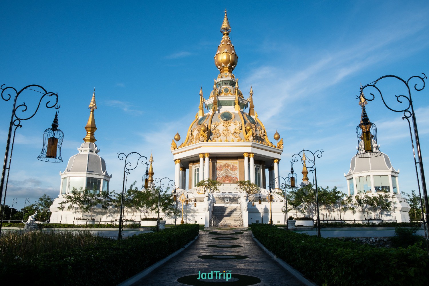 wat-thung-setthi-temple-khonkaen-province-thailand (6).jpg
