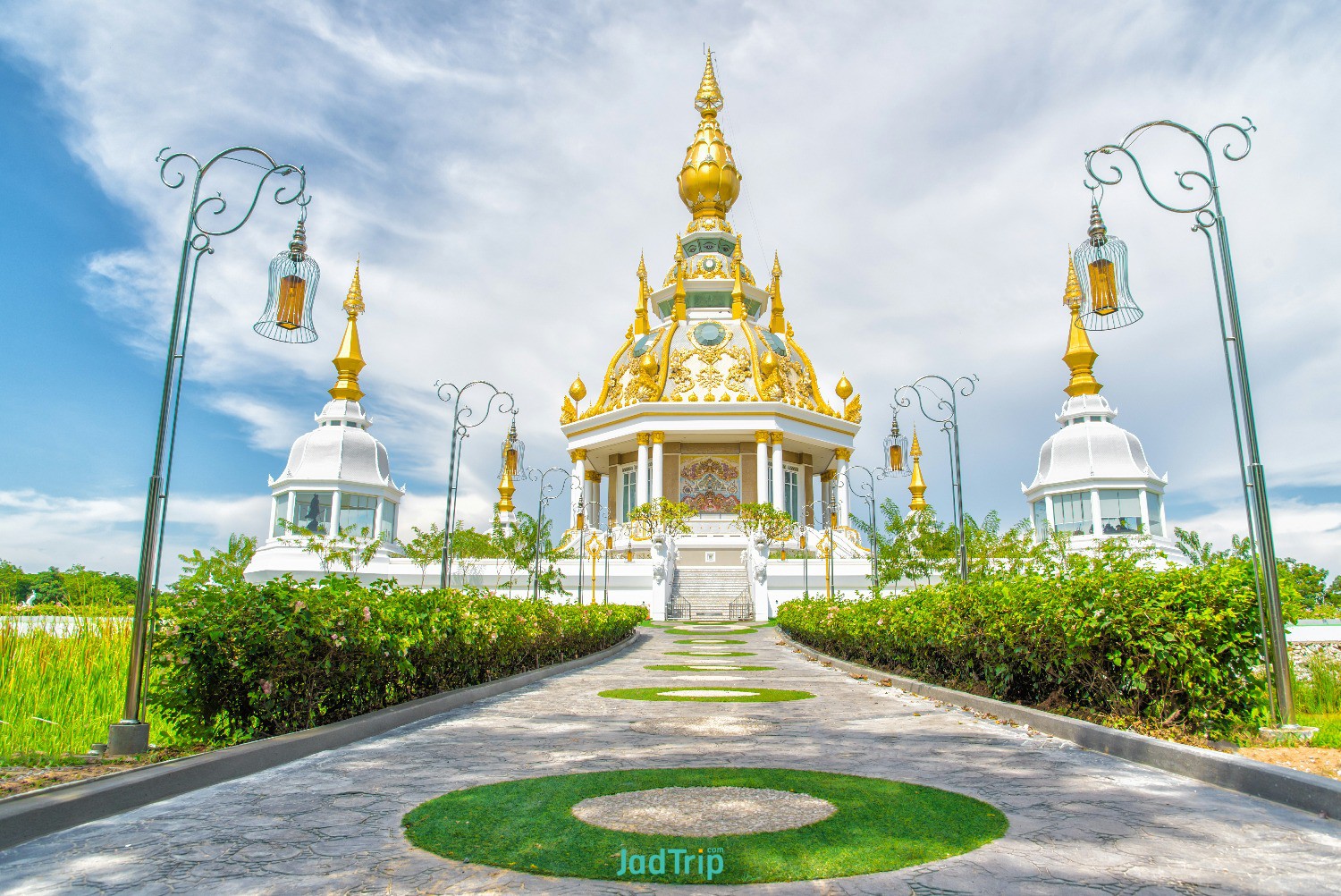wat-thung-setthi-temple-khonkaen-province-thailand.jpg