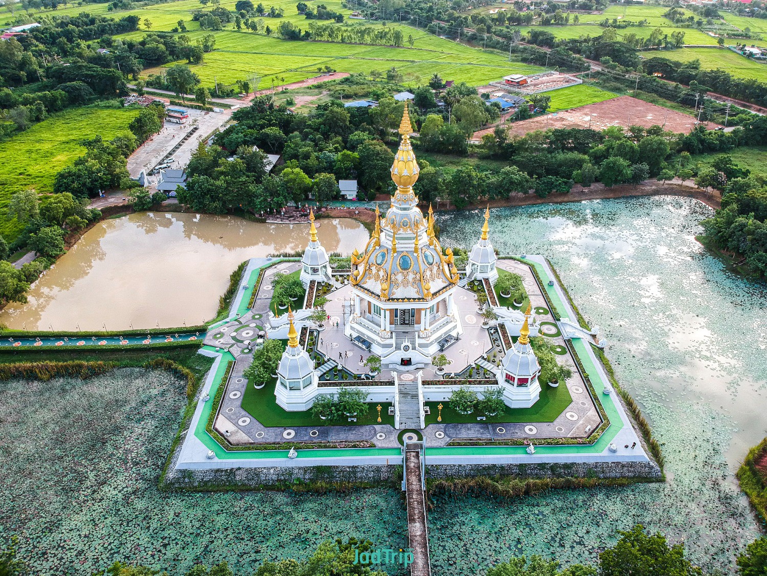 wat-thung-setthi-temple-khonkaen-province-thailand.jpg