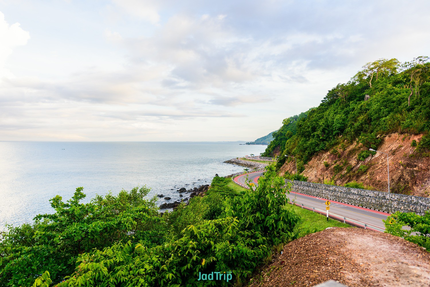 sea-view-landscape-view-point-chalerm-burapha-chonlathit-highway.jpg