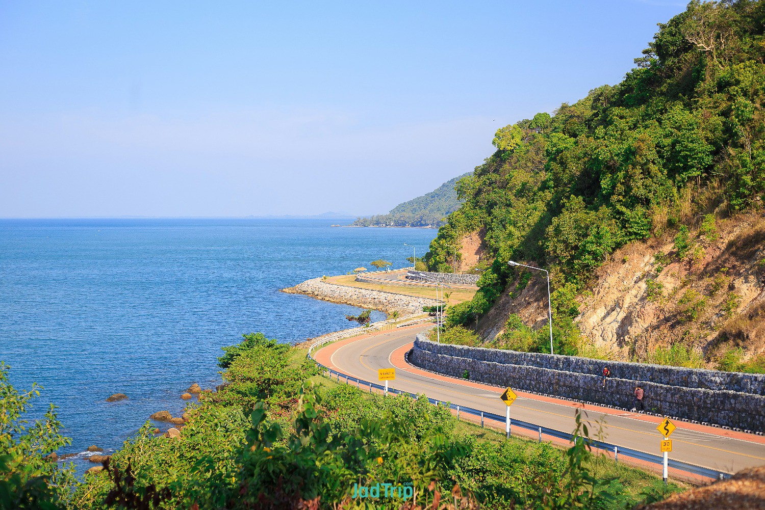 sea-view-landscape-view-point-chalerm-burapha-chonlathit-highway.jpg