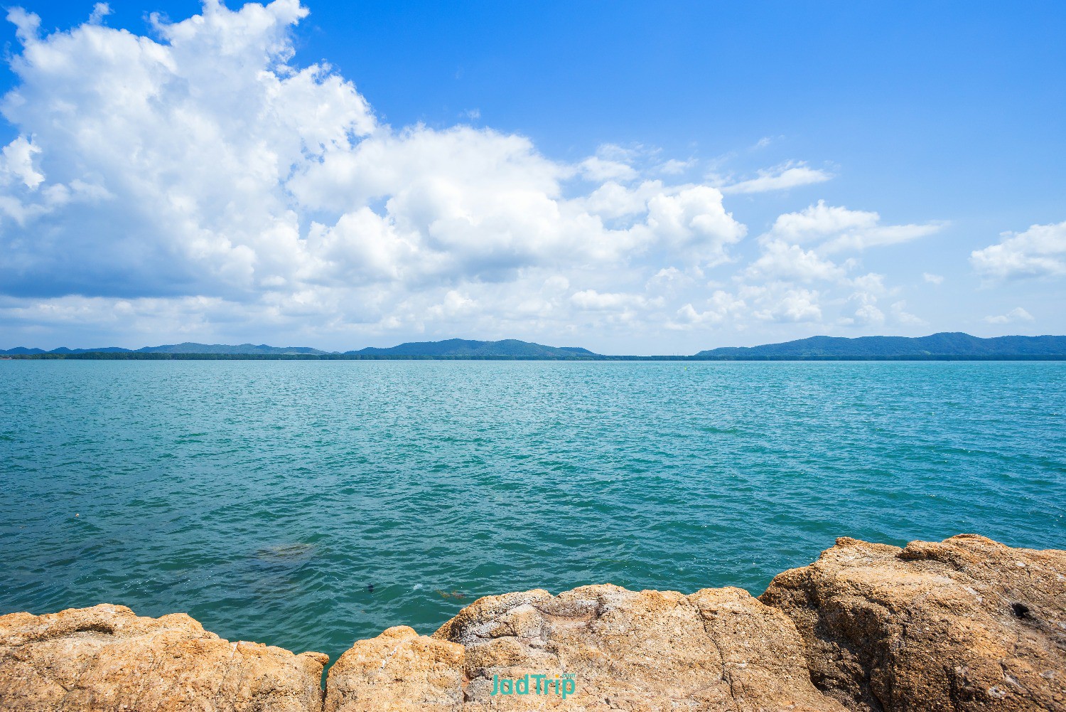 beautiful-sea-hat-chao-lao-beach-chanthaburi-thailand (3).jpg