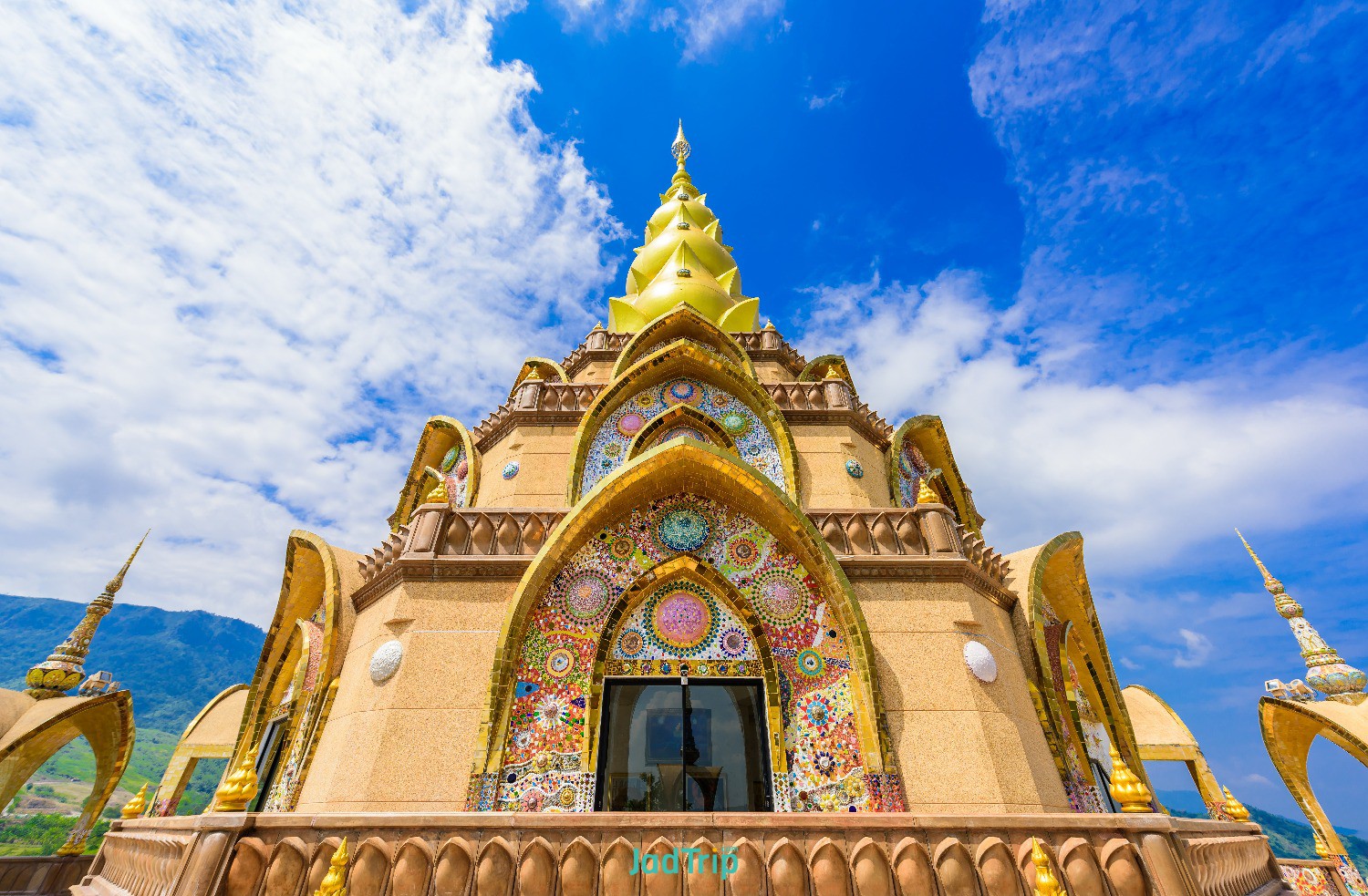 big-main-pagoda-wat-phra-that-pha-son-kaew (1).jpg