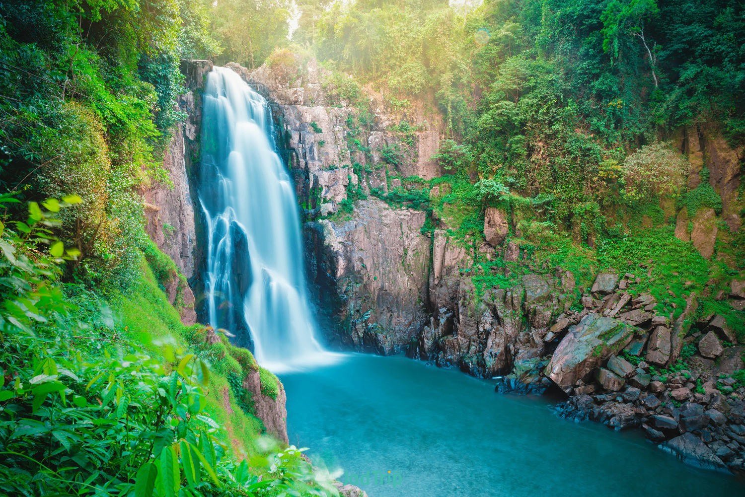 beautiful-fantastic-deep-forest-waterfall-haew-narok-waterfall-khao-yai-national.jpg