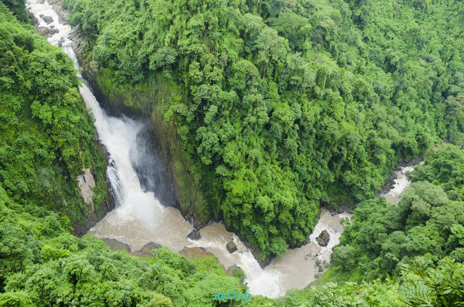 beautiful-unesco-haew-narok-waterfall-khao-yai.jpg