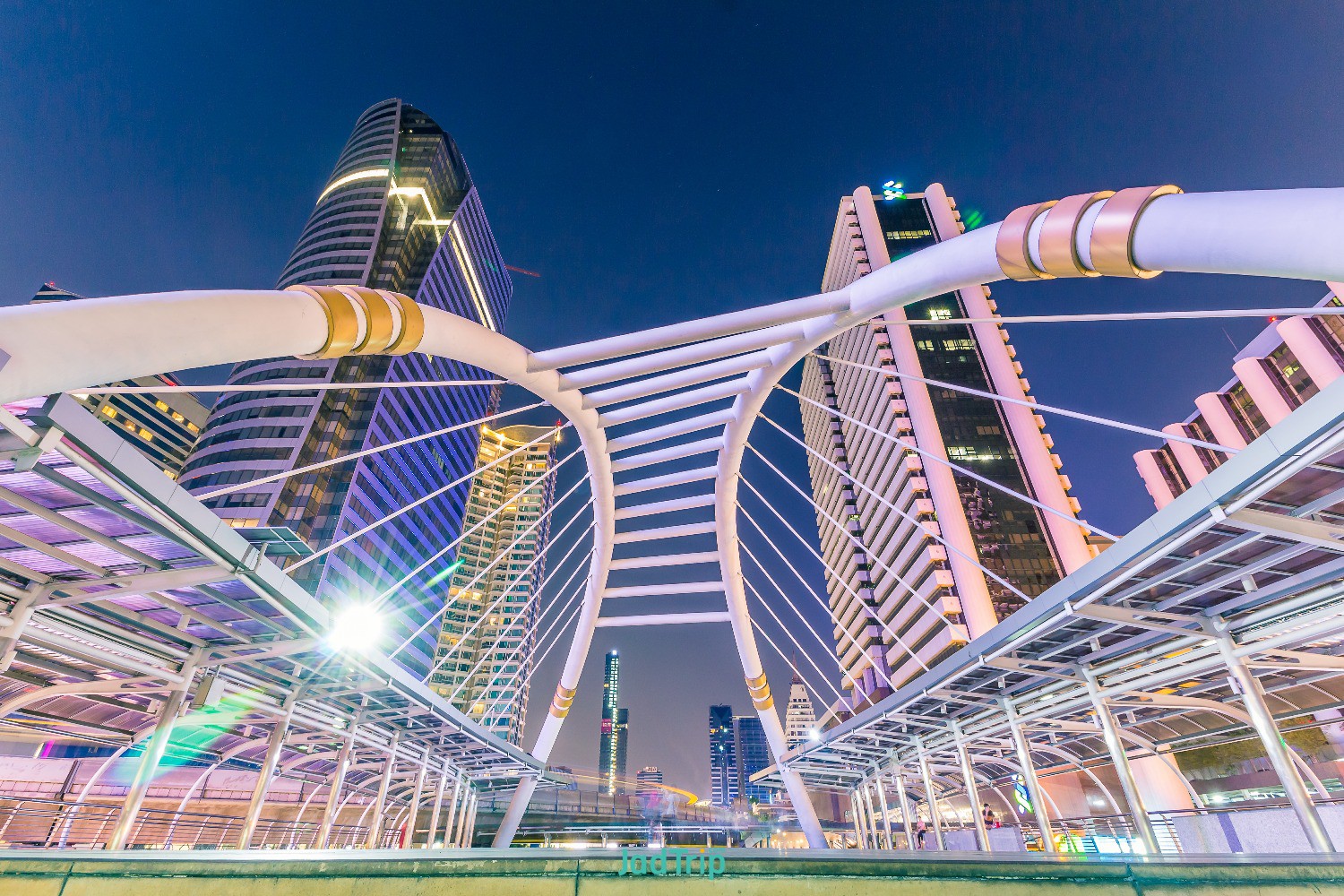 bangkok-city-public-skywalk-business-area.jpg