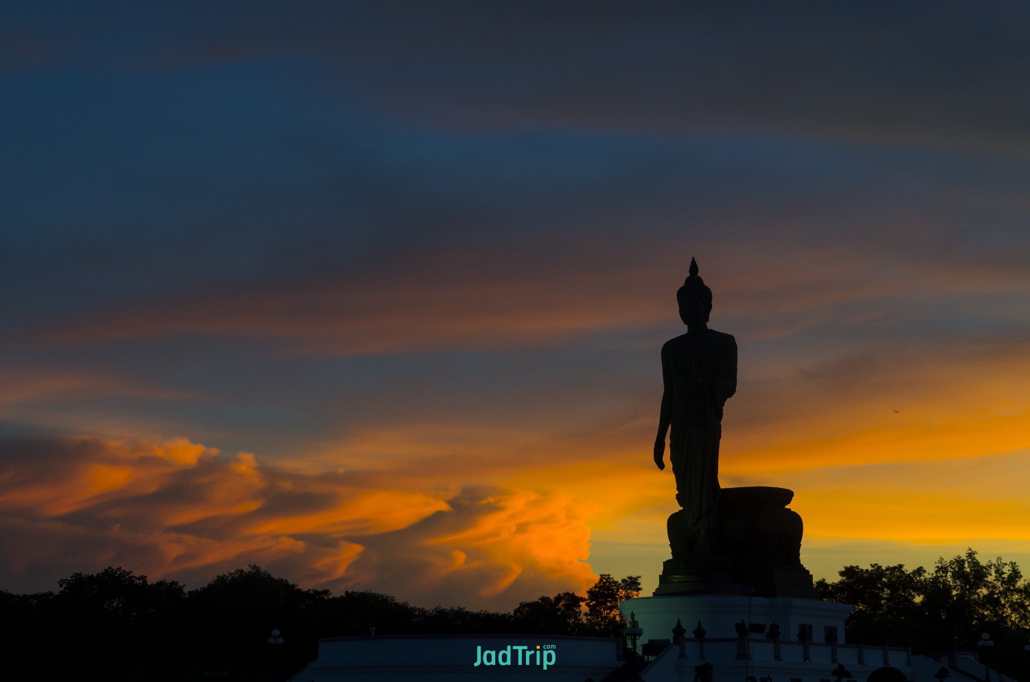 silhouette-buddha-statue-sunset-phutthamonthon-park-thailand (1).jpg