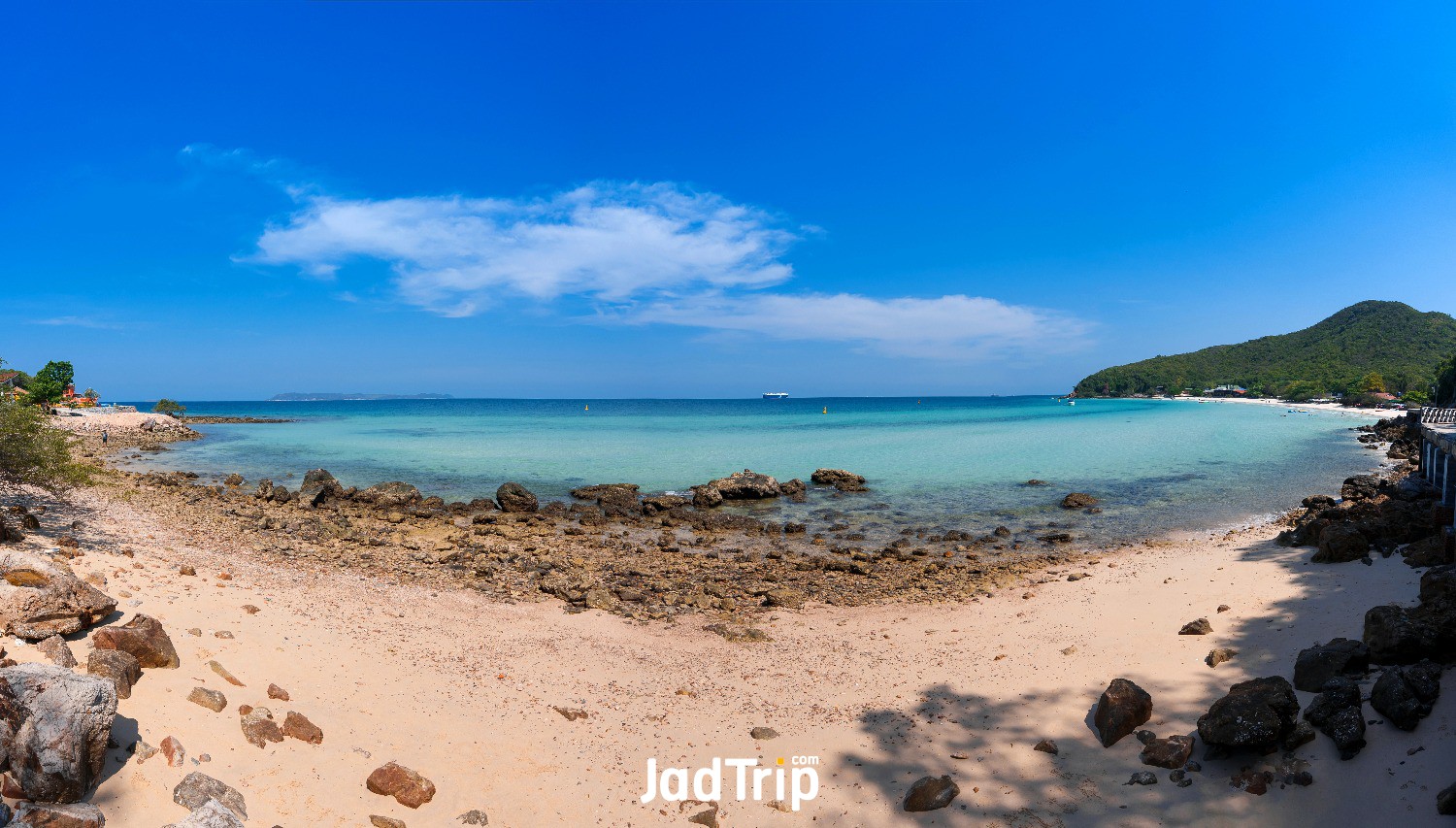 wooden-bridge-with-beautiful-tropical-beach-koh-larn-pattaya.jpg