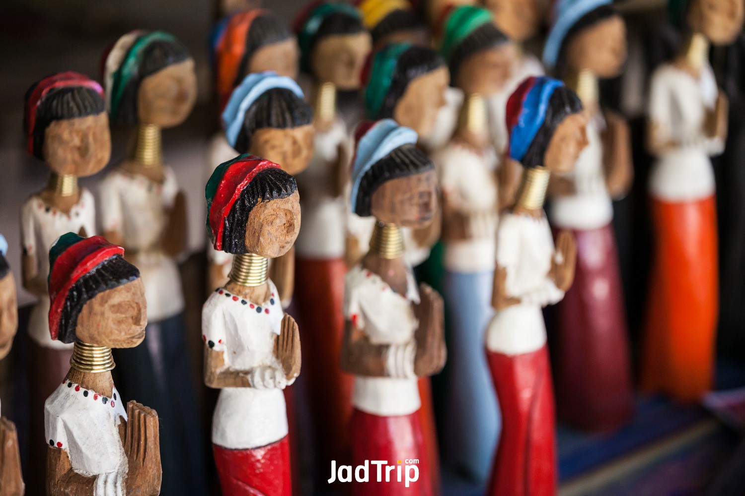 longneck-village-thailand-november-01-2014-souvenirs-from-long-neck-tribe-village.jpg