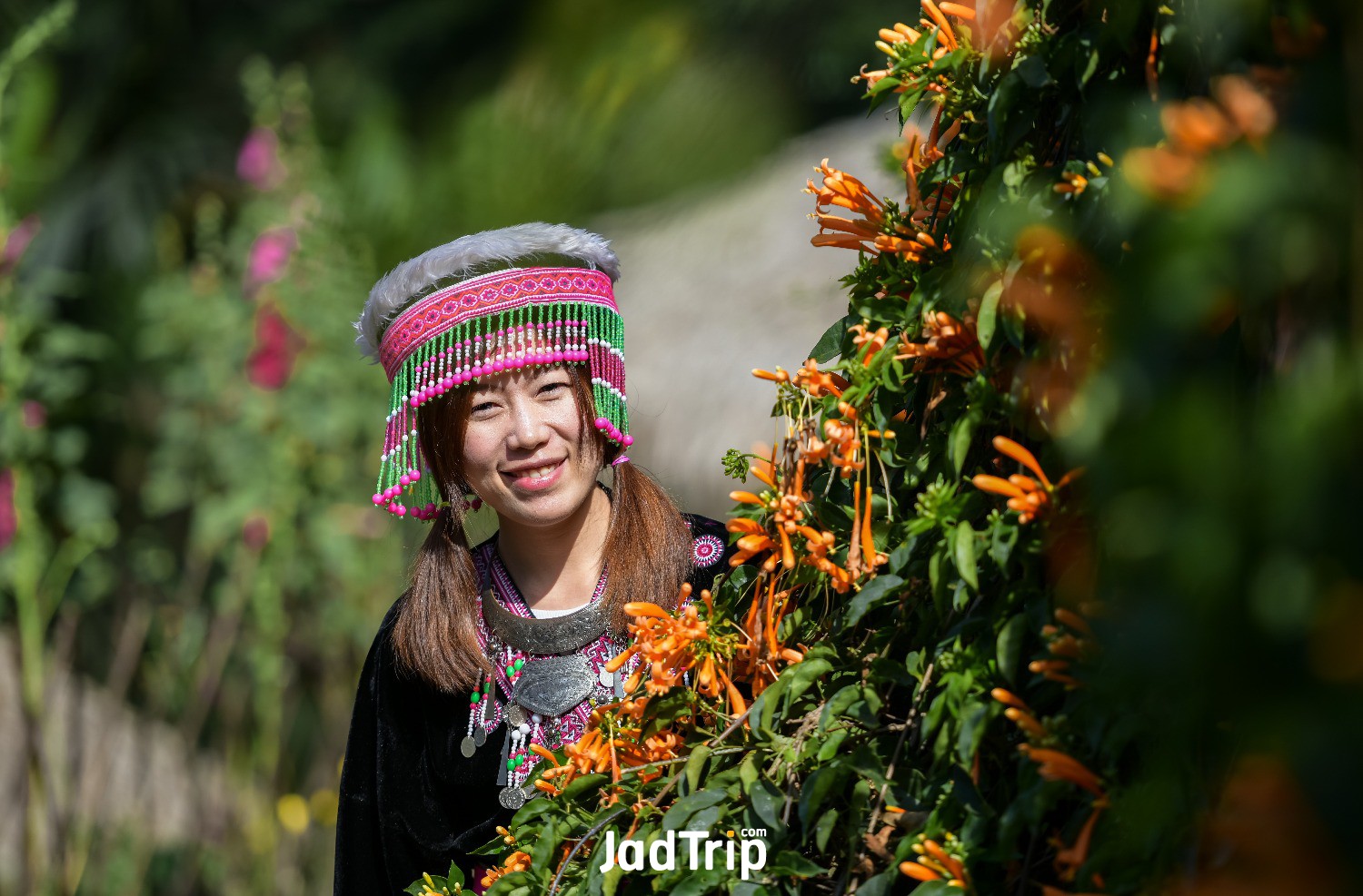 karens-girl-with-traditional-clothes-rambutan-plantation.jpg