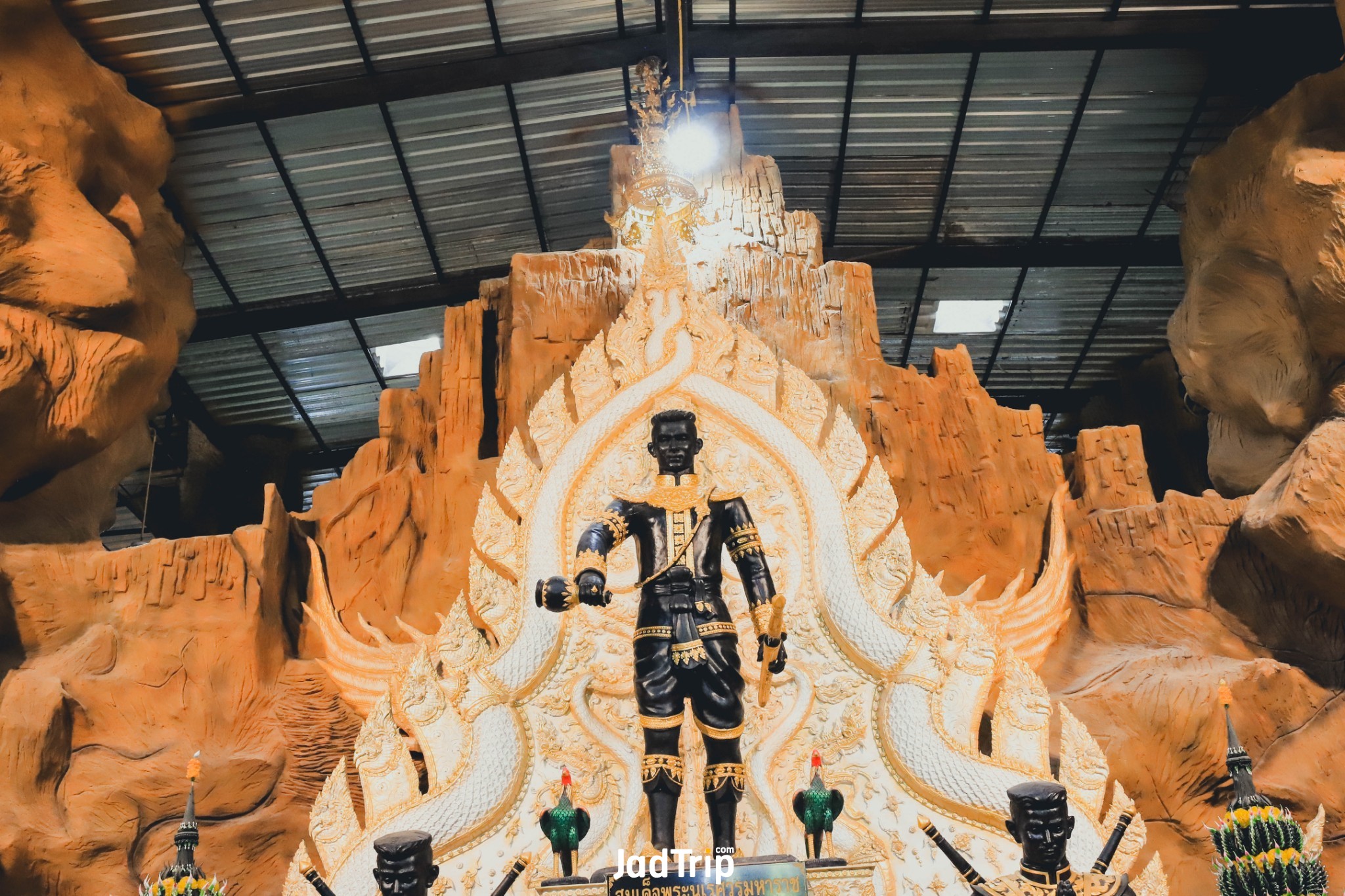 วัดมณีวงศ์ (33).jpg
