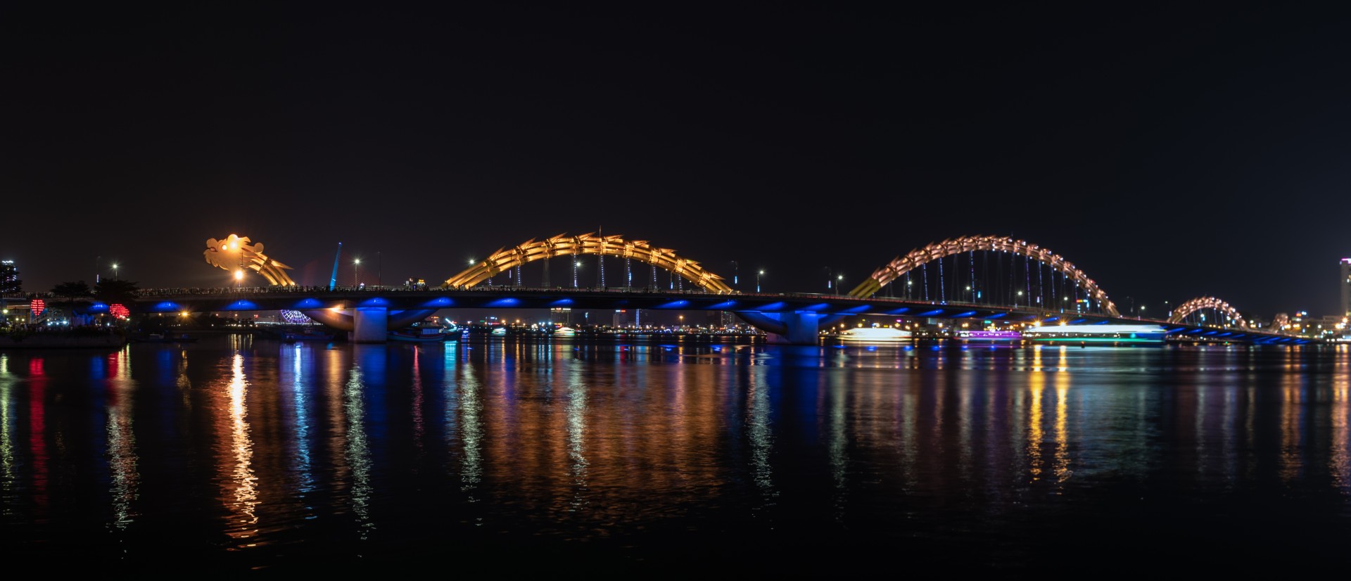 สะพานมังกร – สะพานแห่งความรักดานัง_jadtrip.jpg