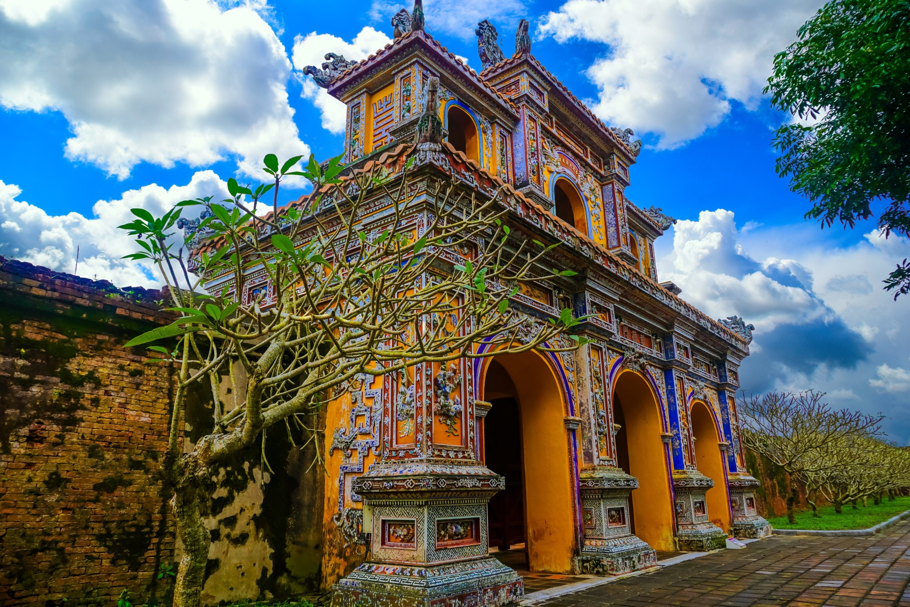 พระราชวังเว้_jadtrip.jpg
