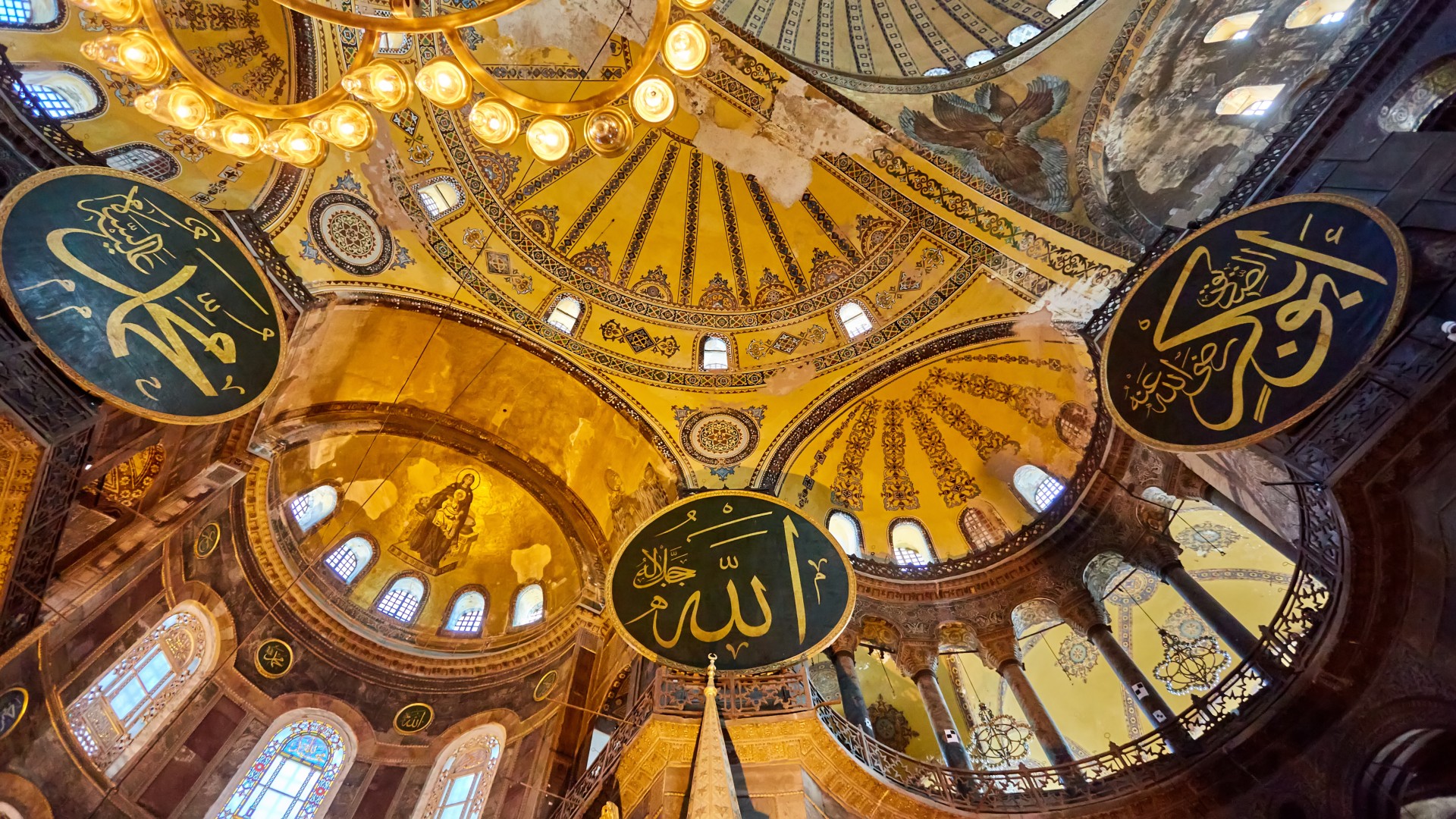 วิหารฮาเจีย โซเฟีย (MOSQUE OF HAGIA SOPHIA) 04_jadtrip (2).jpg