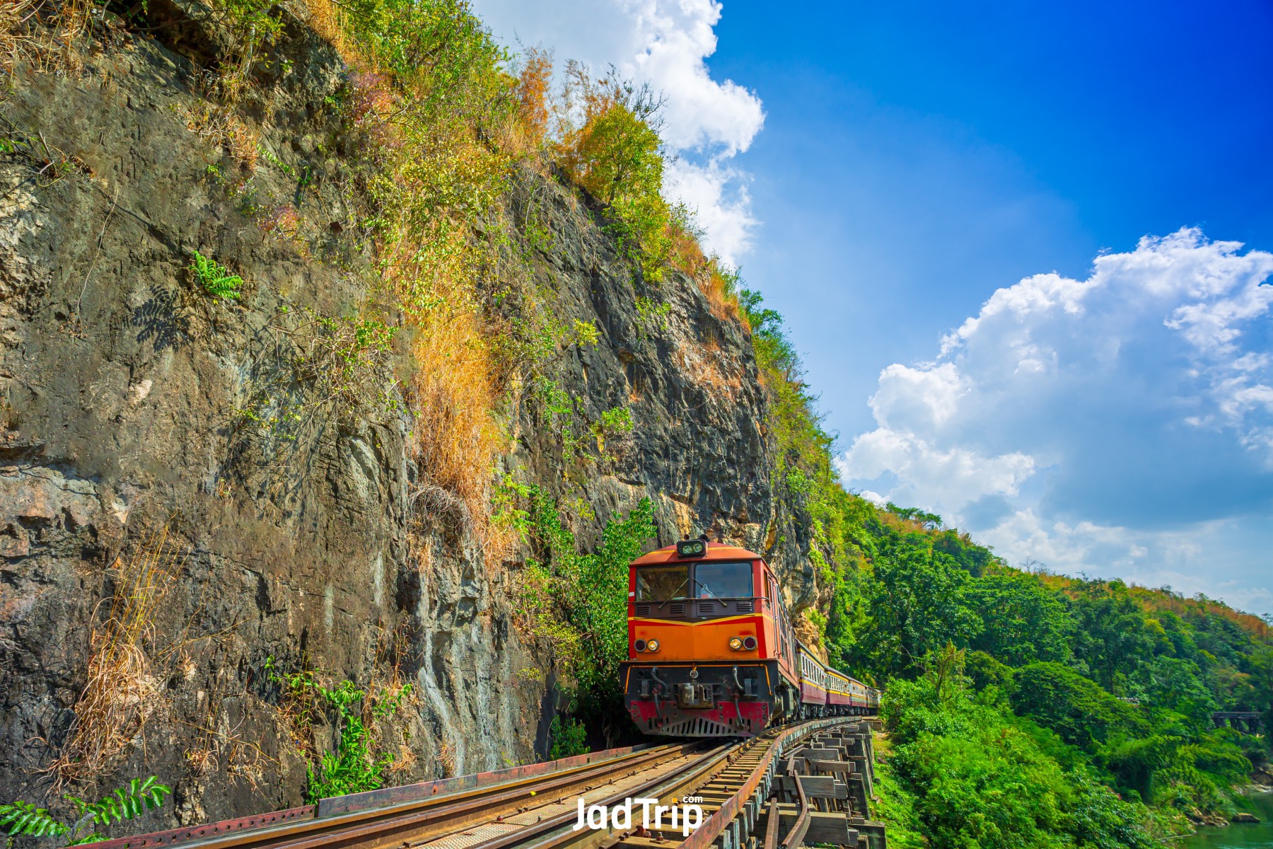 ทางรถไฟสายมรณะ1_jadtrip.jpg