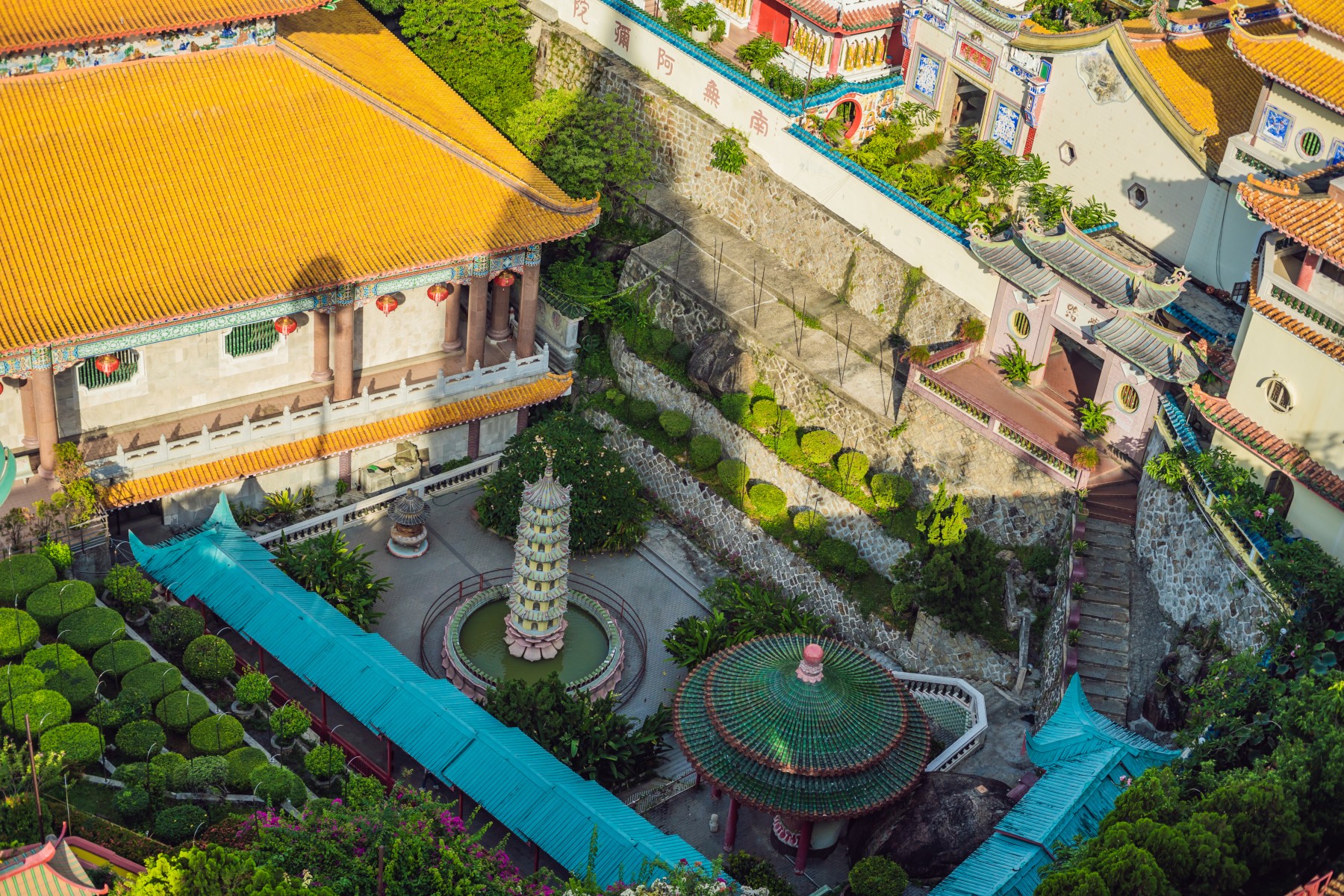 วัดเขาเต่า หรือ วัดเก๊กลกซี (KEK LOK SI TEMPLE)6_jadtrip.jpg