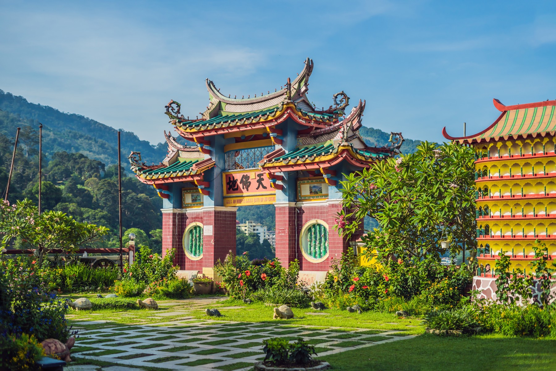 วัดเขาเต่า หรือ วัดเก๊กลกซี (KEK LOK SI TEMPLE)8_jadtrip.jpg