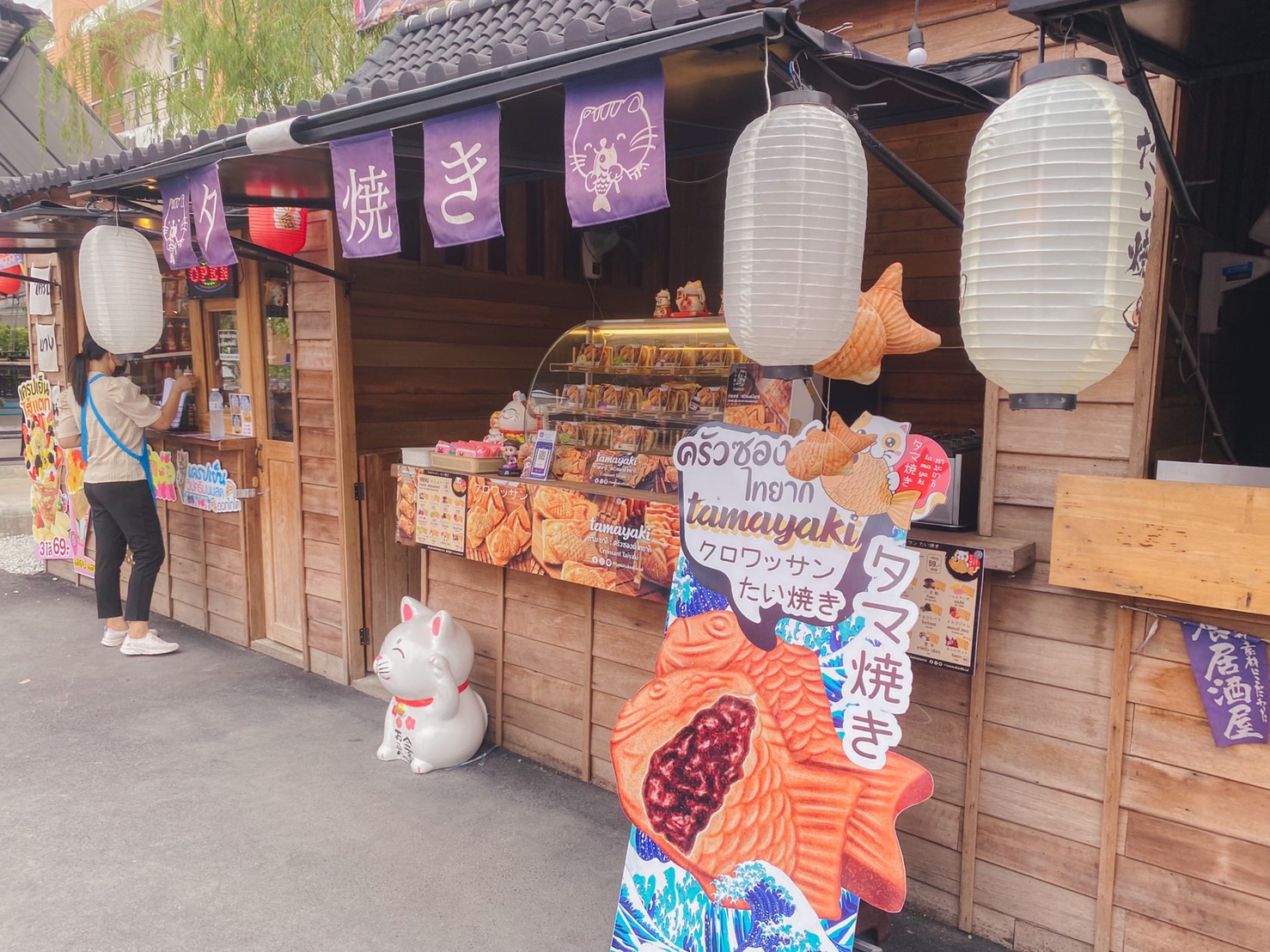 ตลาดปลาบางแสน jadtrip (22).jpg
