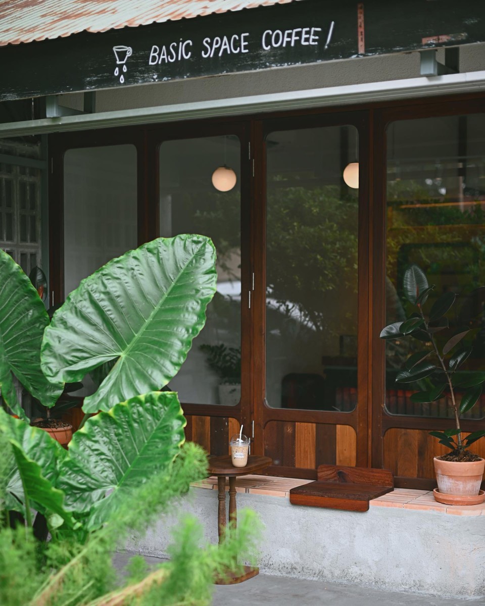 Basic Space Coffee_jadtrip (4).jpg