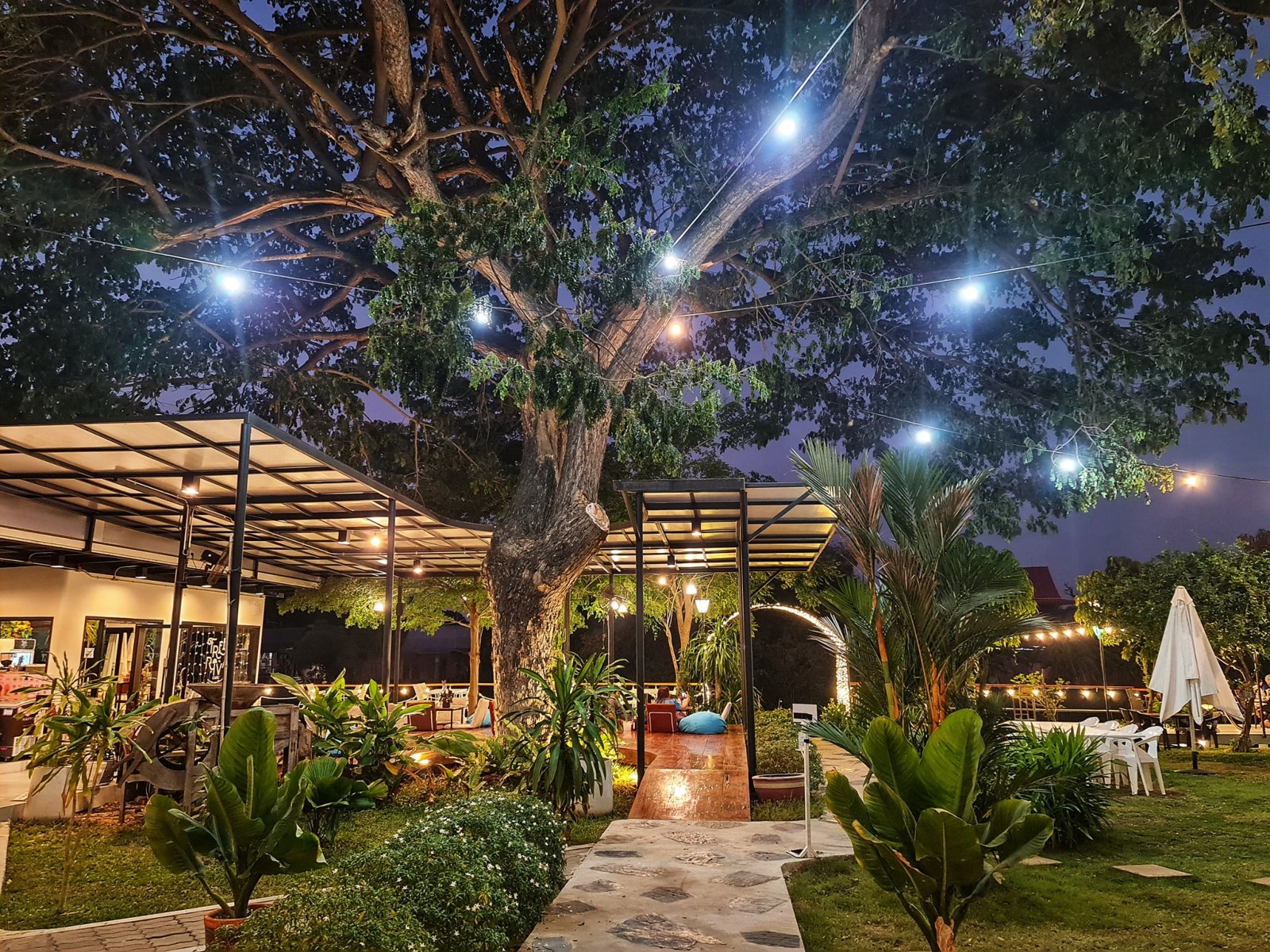 Treeriva Cafe Ayutthaya _jadtrip (4).jpg