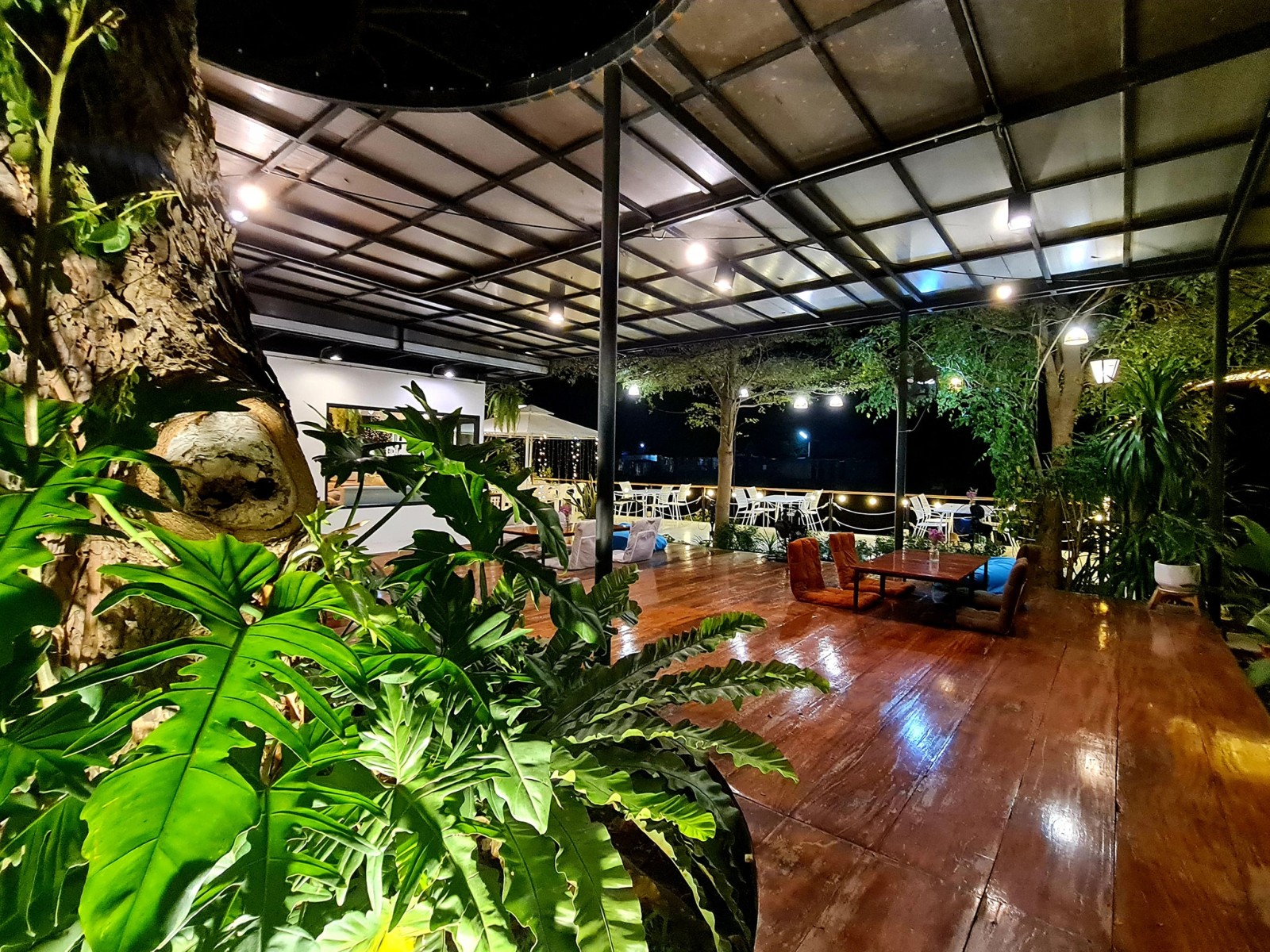 Treeriva Cafe Ayutthaya _jadtrip (25).jpg
