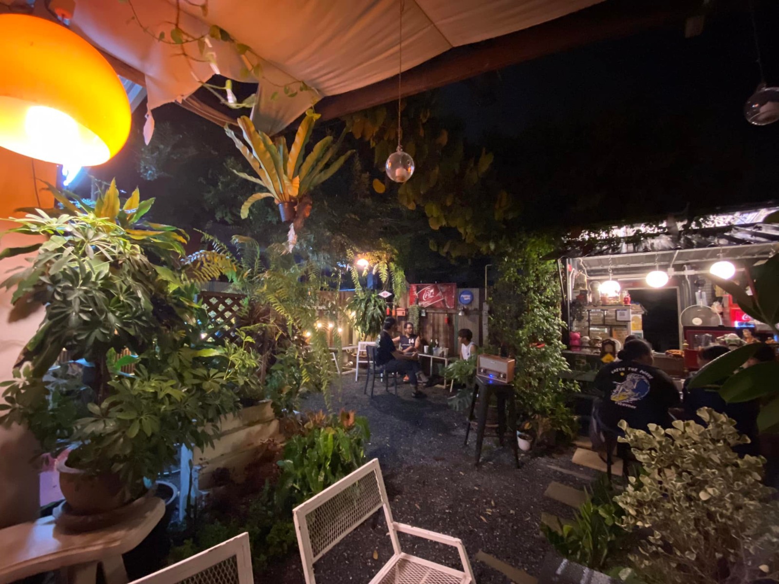 ไฉไล CAFE And BAR_jadtrip (11).jpg