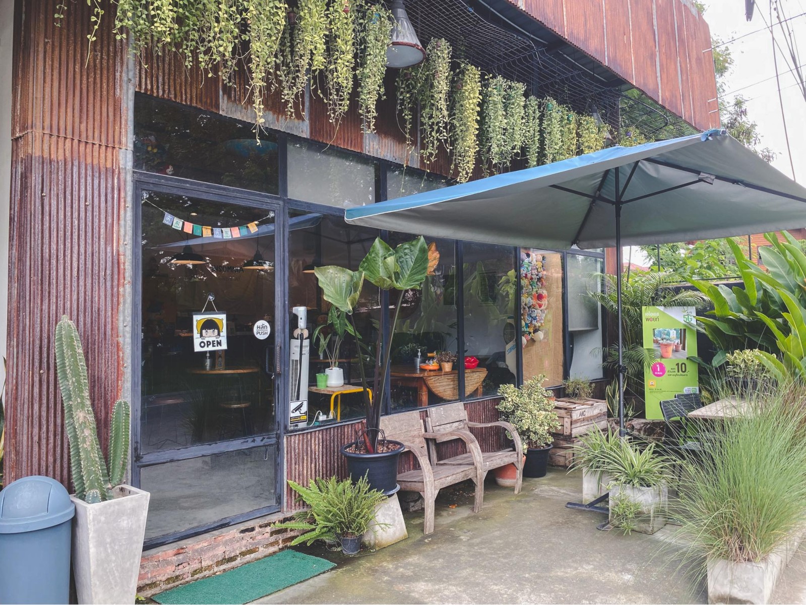 Insomnia Slow Bar Cafe’_jadtrip (19).jpg