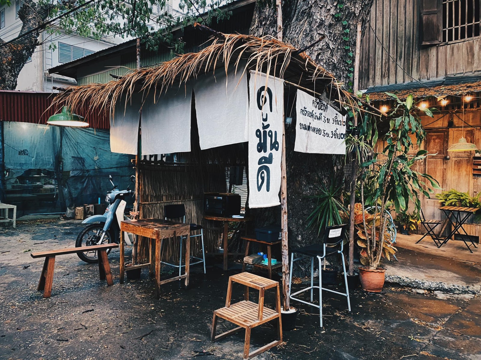 ร้าน ดู มัน ดี_jadtrip (3).jpg
