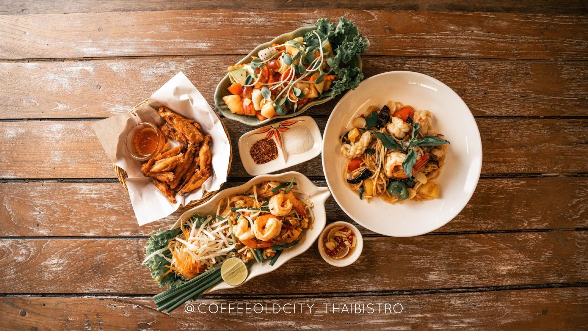 Coffee Old City คอฟฟี่โอลด์ซิตี้ jadtrip (32).jpg