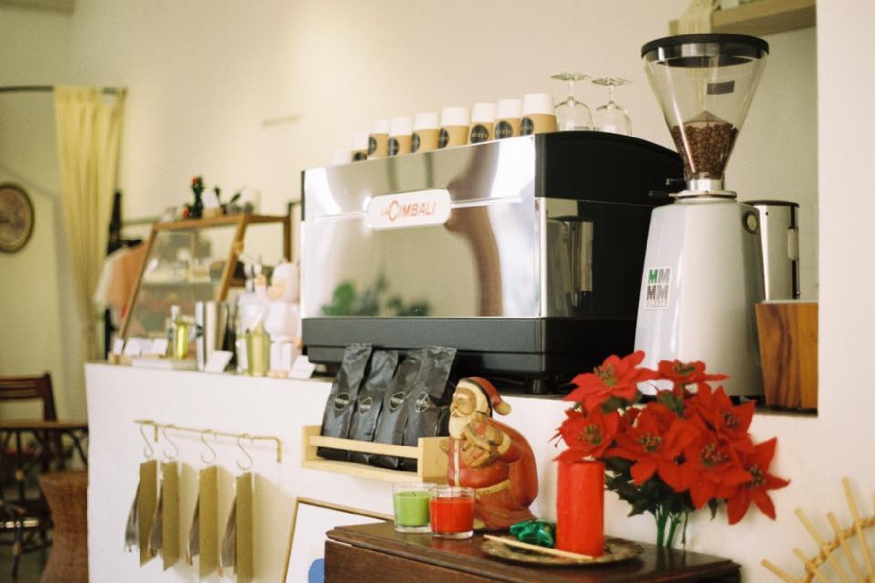 GLEAM lifestyle - café  jadtrip (14).jpg
