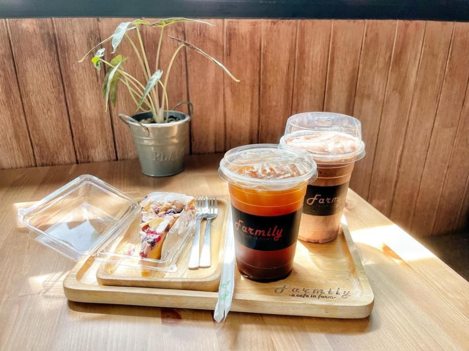 Farmily a cafe in farm _jadtrip (1).jpg