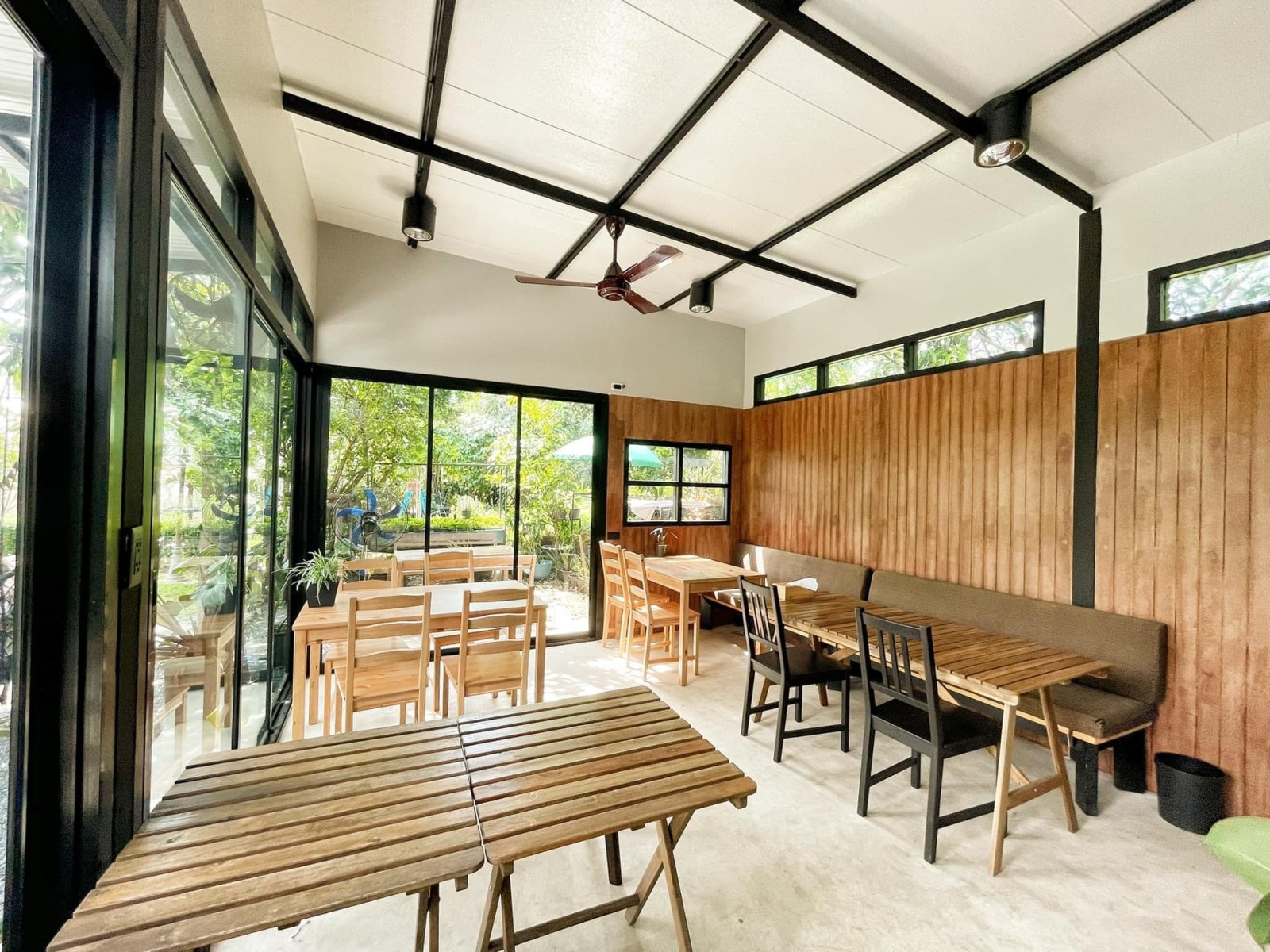 Farmily a cafe in farm _jadtrip (27).jpg