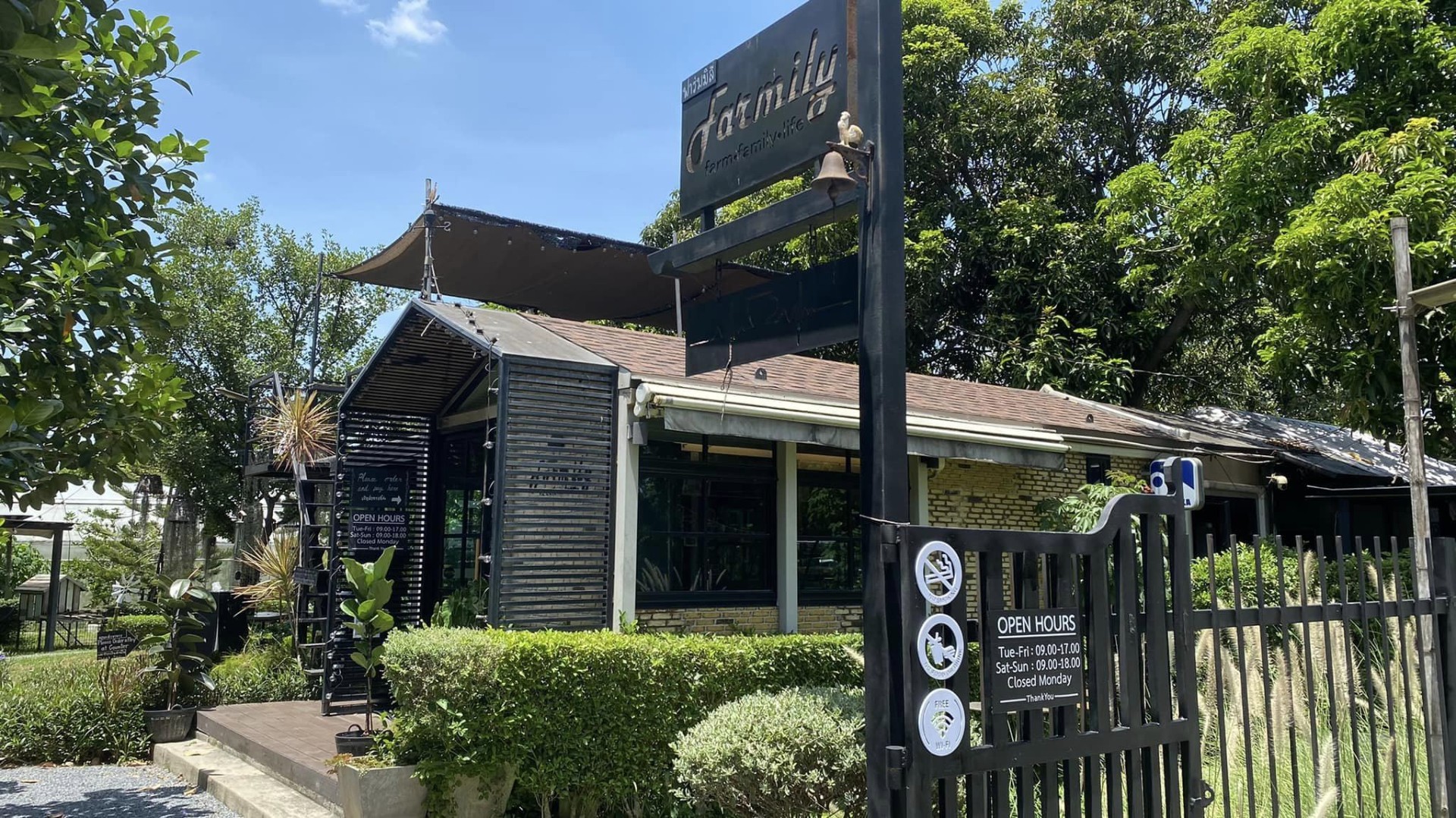 Farmily a cafe in farm _jadtrip (26).jpg