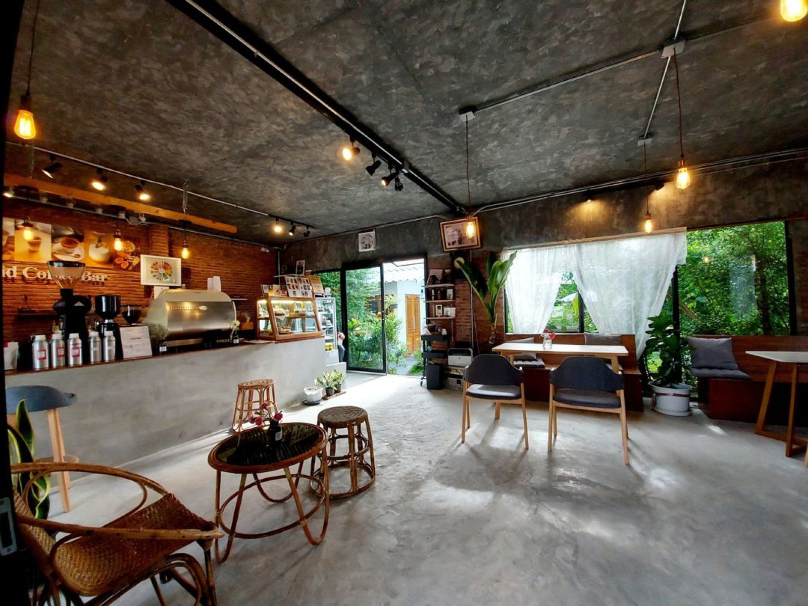 Tid coffee bar ติดกาแฟคาเฟ่_jadtrip (60).jpg