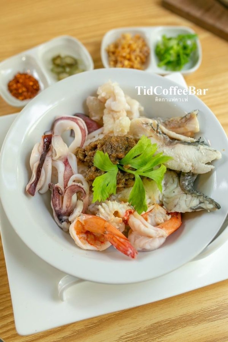 Tid coffee bar ติดกาแฟคาเฟ่_jadtrip (16).jpg