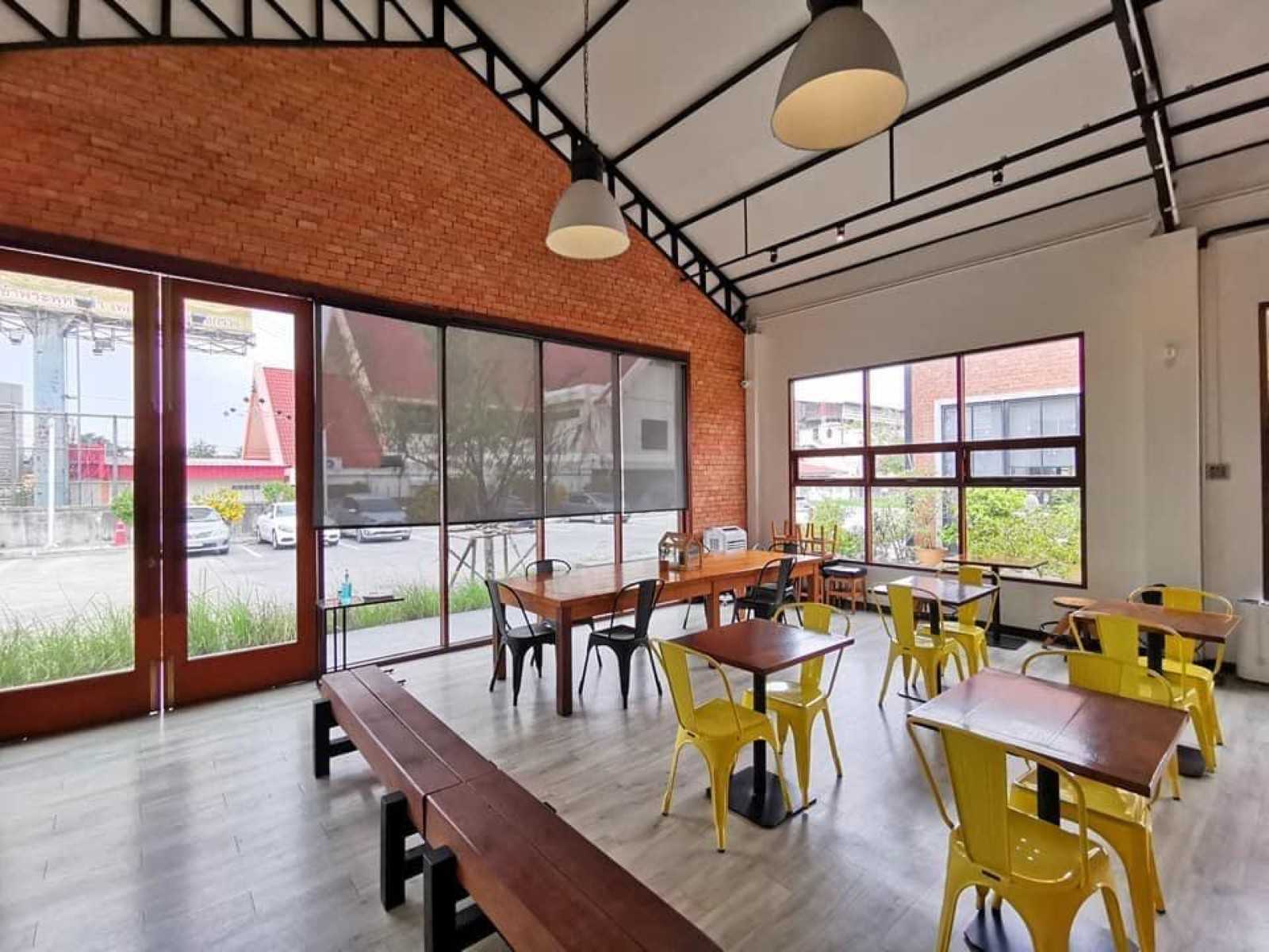 Handmaker Coffee &amp; Co_jadtrip (2).jpg