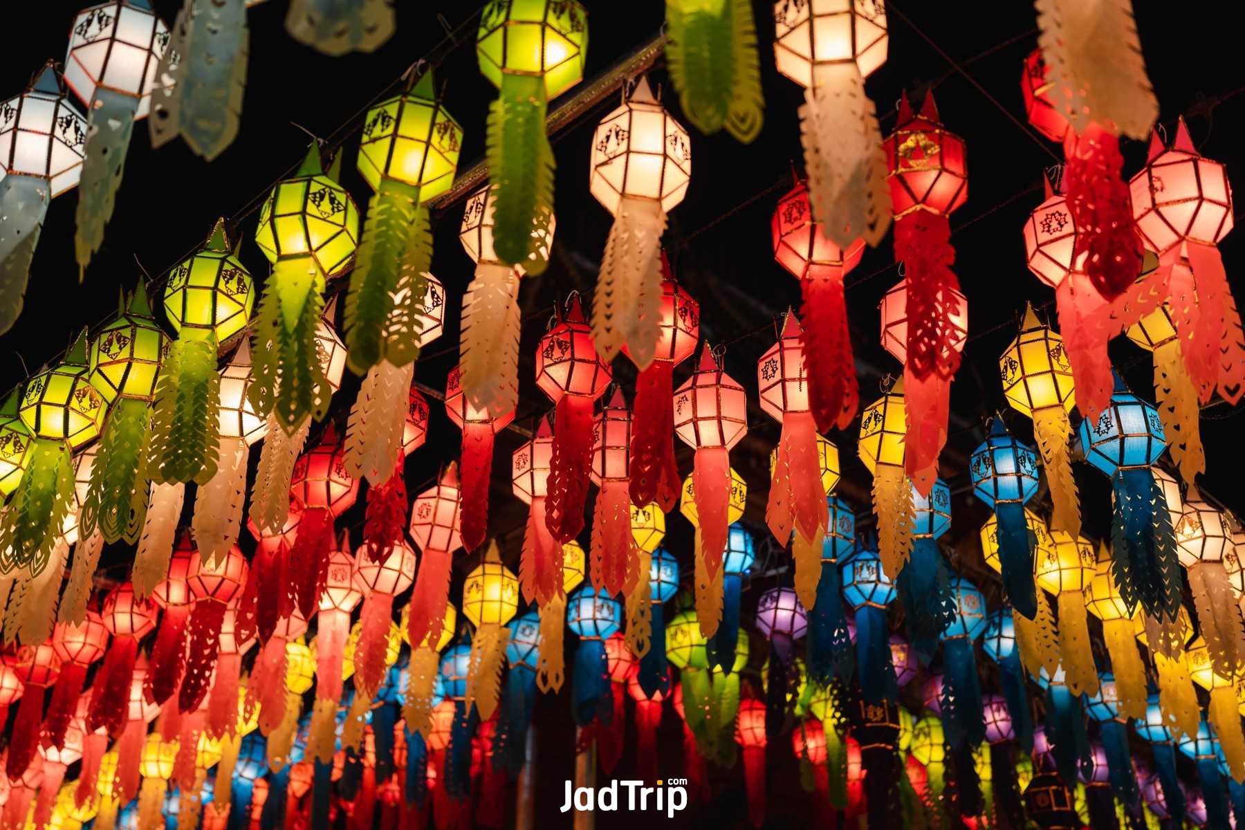 เทศกาลโคมแสนดวง_jadtrip (10).jpg
