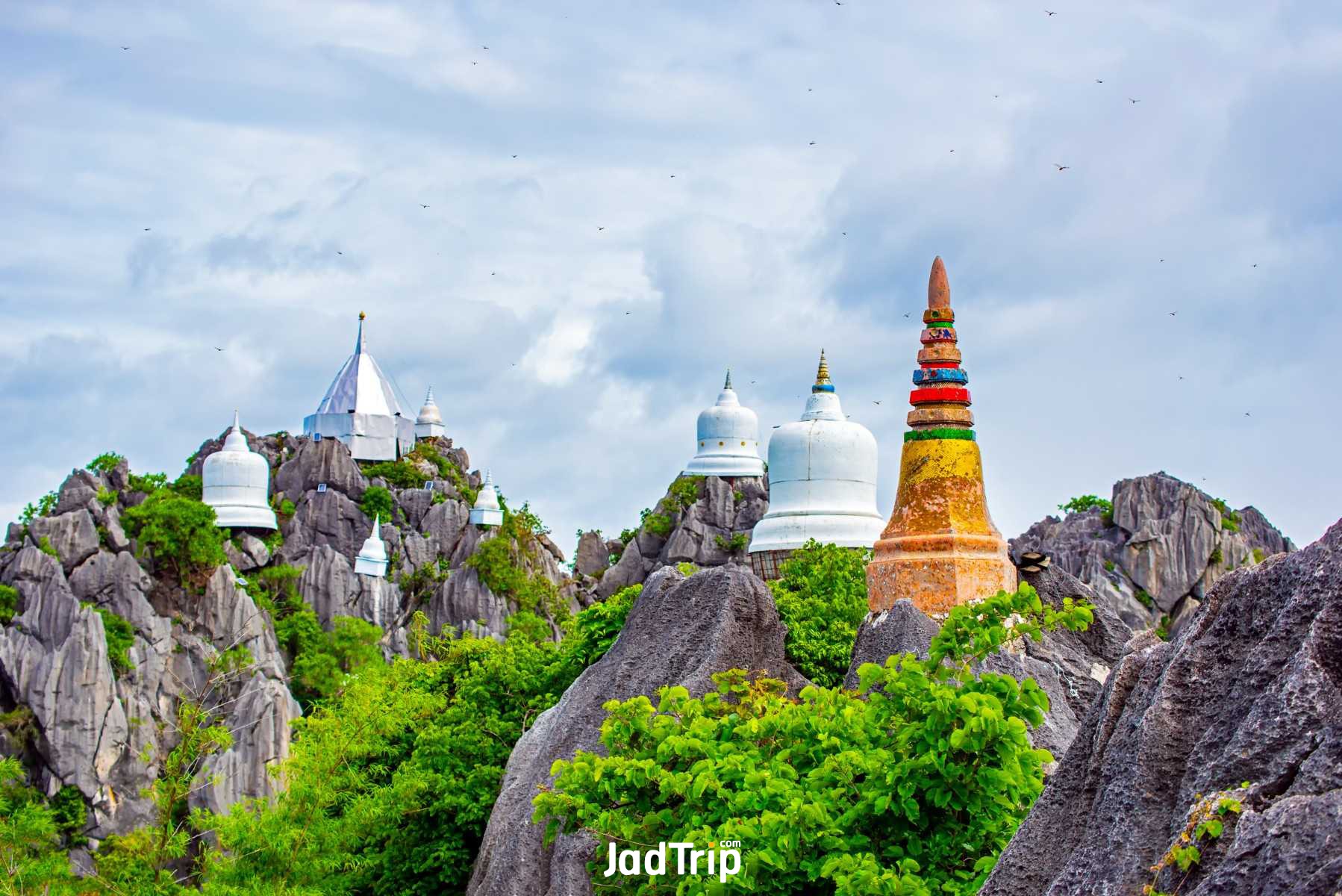 วัดเฉลิมพระเกียรติ ลำปาง_jadtrip (2).jpg