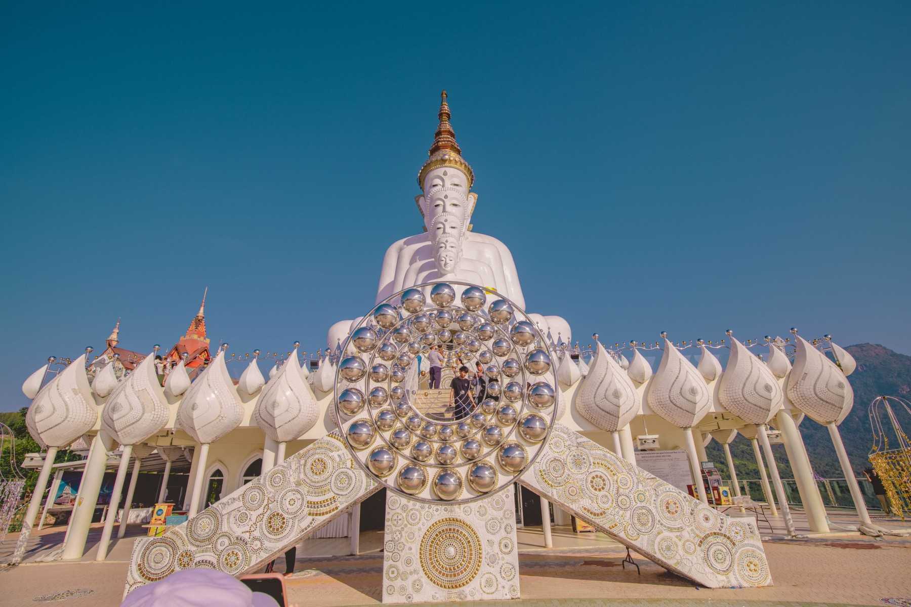 วัดผาซ่อนแก้ว_jadtrip (8).jpg